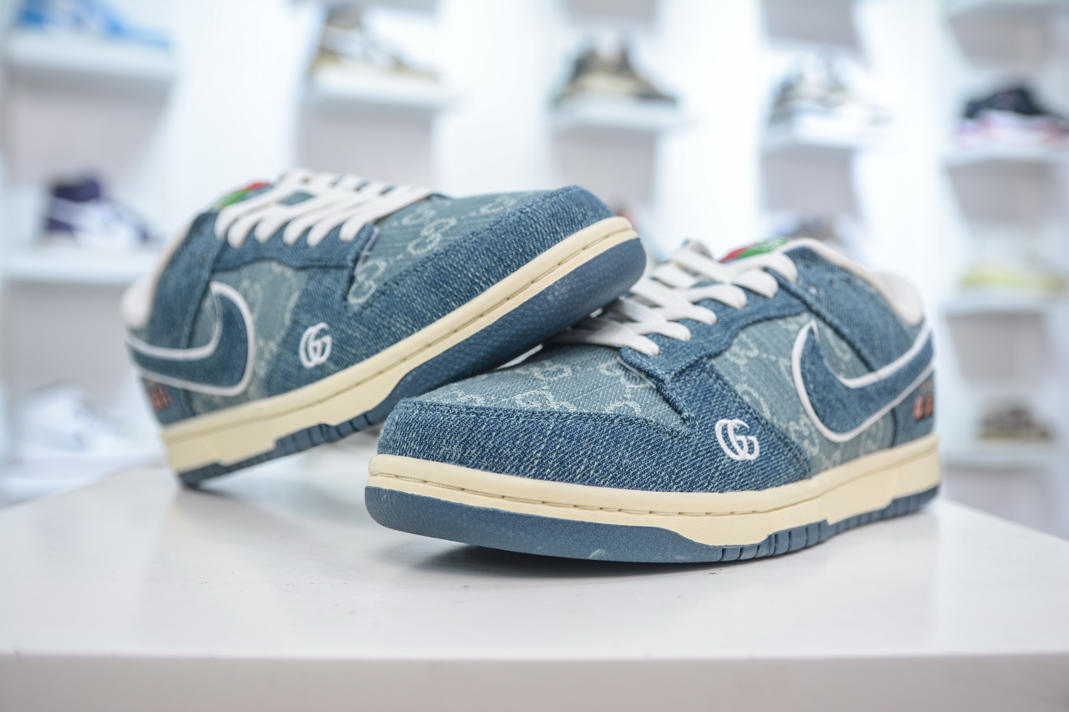 Nike SB Dunk Low x Gucci Denim Blue Sneakers, Comfortable and Stylish 4 i1754587261513 136 0 3
