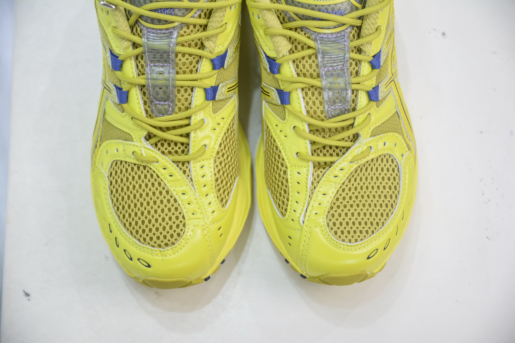 210 Asics GEL-Kahana NIMBUS 10.1 耐磨透气低帮休闲鞋  1203A599-300