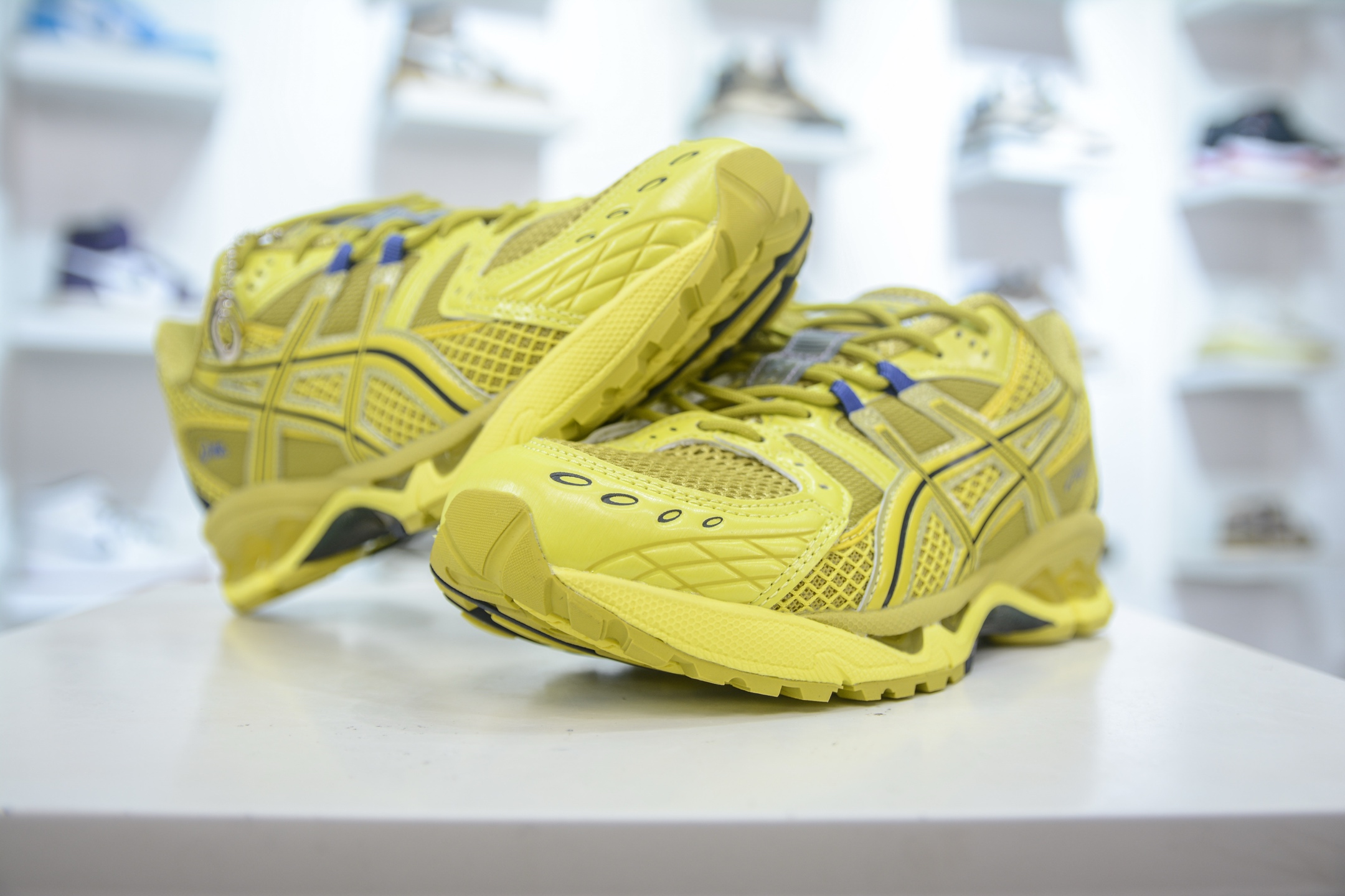 210 Asics GEL-Kahana NIMBUS 10.1 耐磨透气低帮休闲鞋  1203A599-300