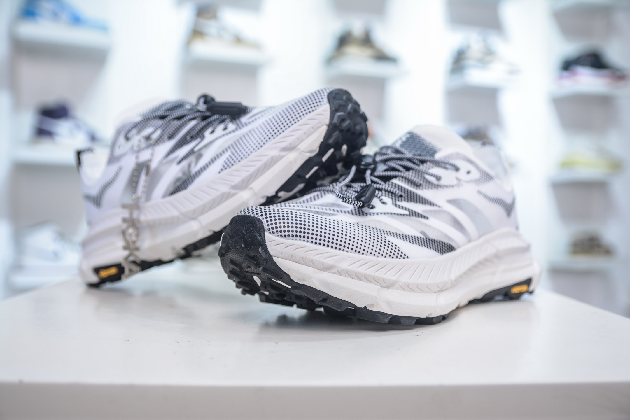 Satisfy x Hoka One One Mafate Speed 4 Lite Low White Running Shoes 4 i1754665267036 7937 0 3