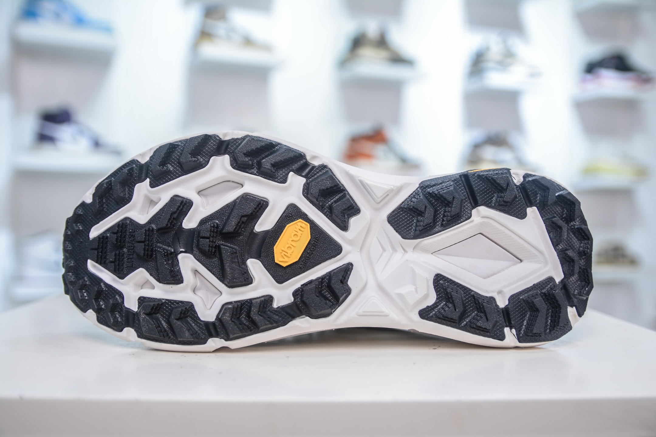 Satisfy x Hoka One One Mafate Speed 4 Lite Low White Running Shoes 5 i1754665267037 4333 0 4