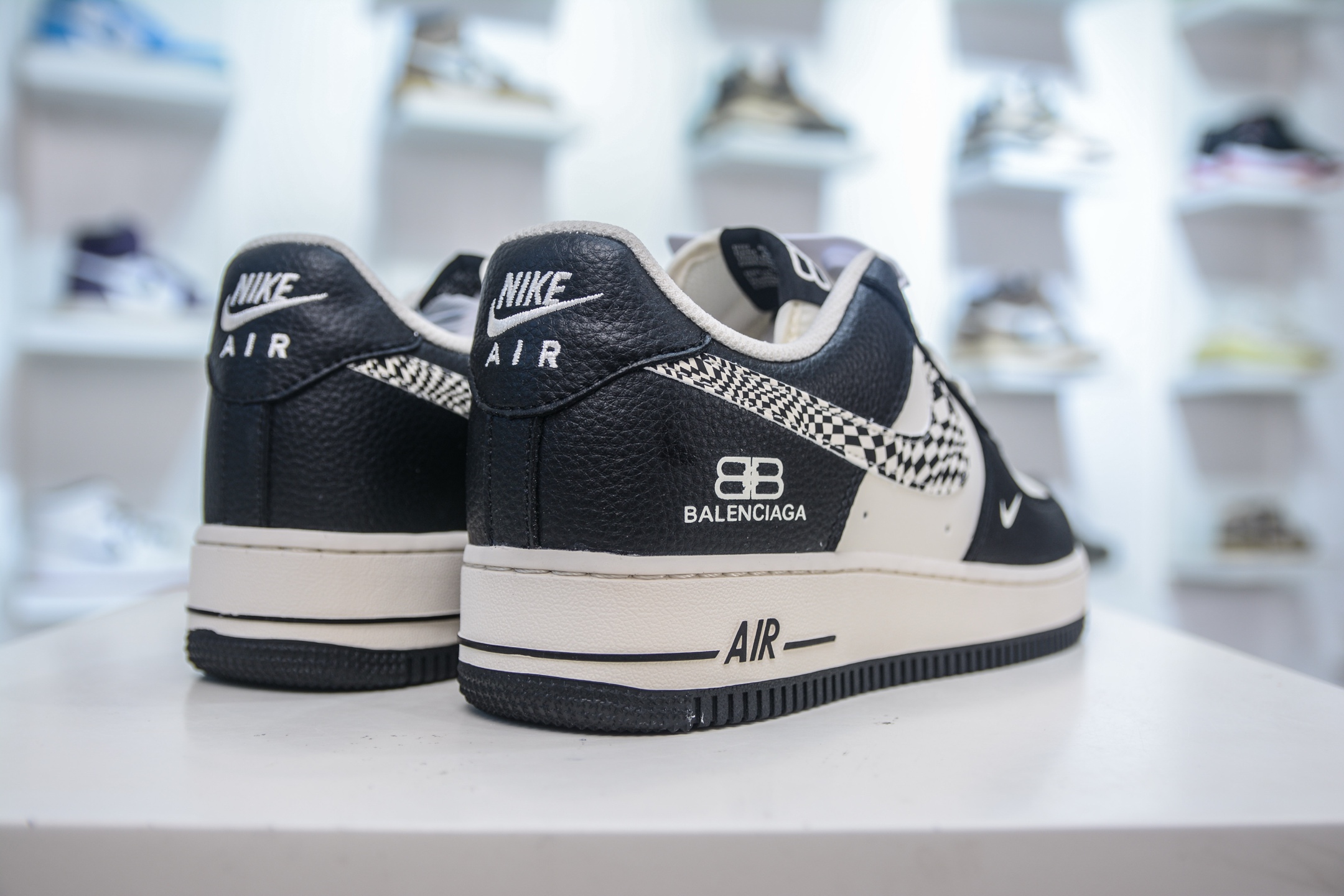 Nike Air Force 1 Low 07 x Balenciaga 巴黎世家联名-米黑创意勾 HJ3318-003