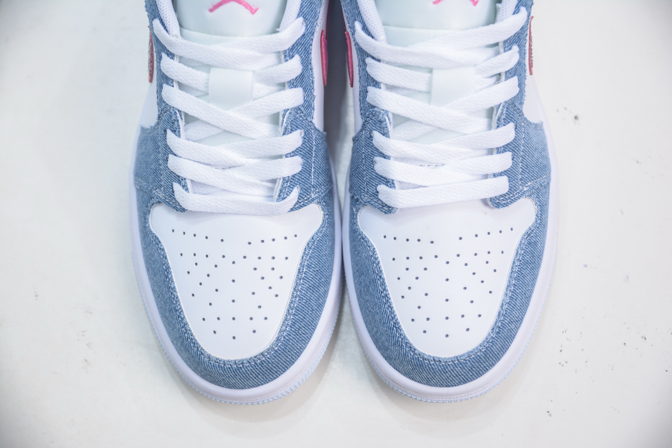 Air Jordan 1 Low White Blue Denim Pink Diamond Shoes HQ2001-400 10 i1754665662553 3036 0 8