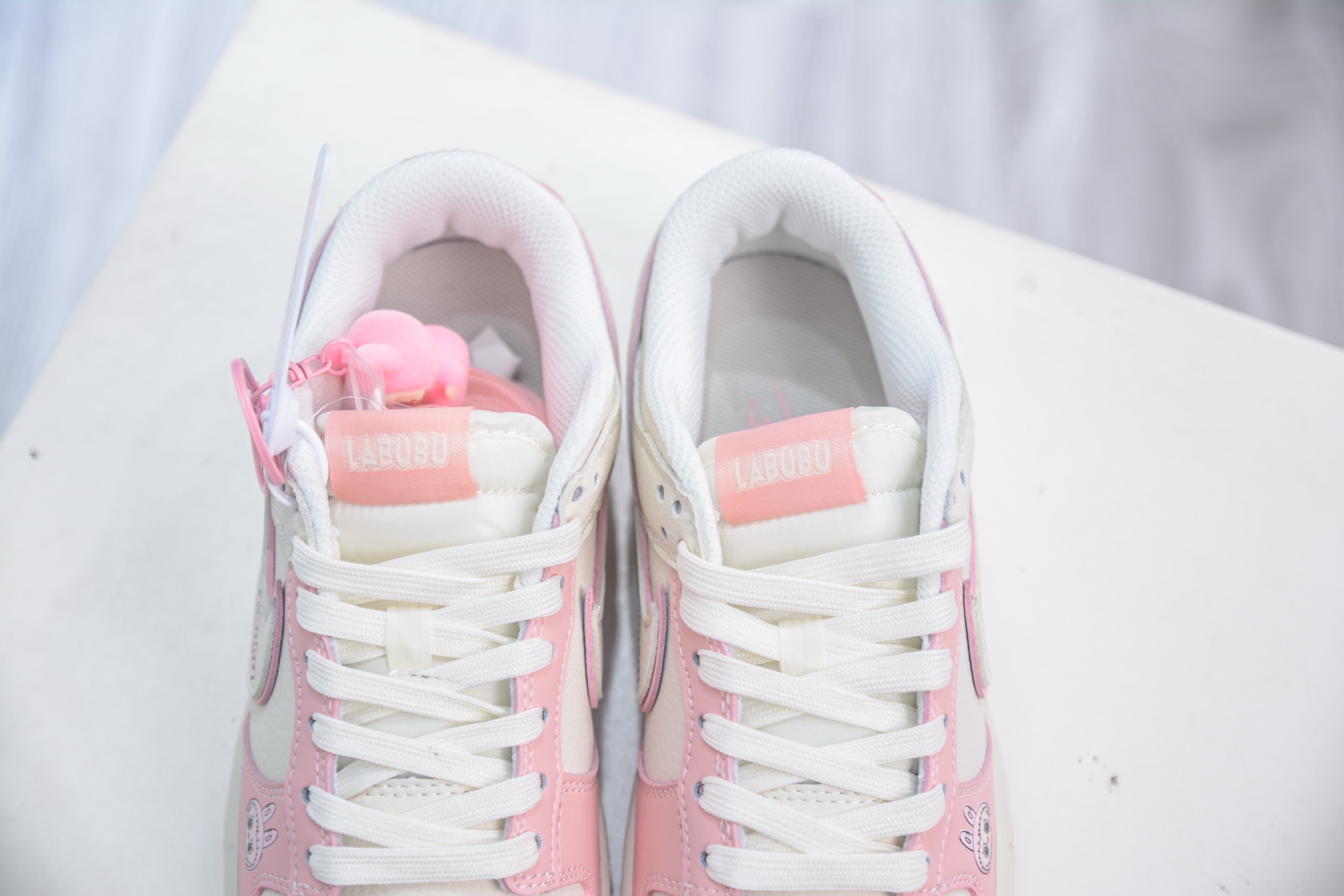 Nike SB Dunk Low x Labubu Collaboration - Cream White/Pink Sneakers 9 i1754665717010 7294 0 7