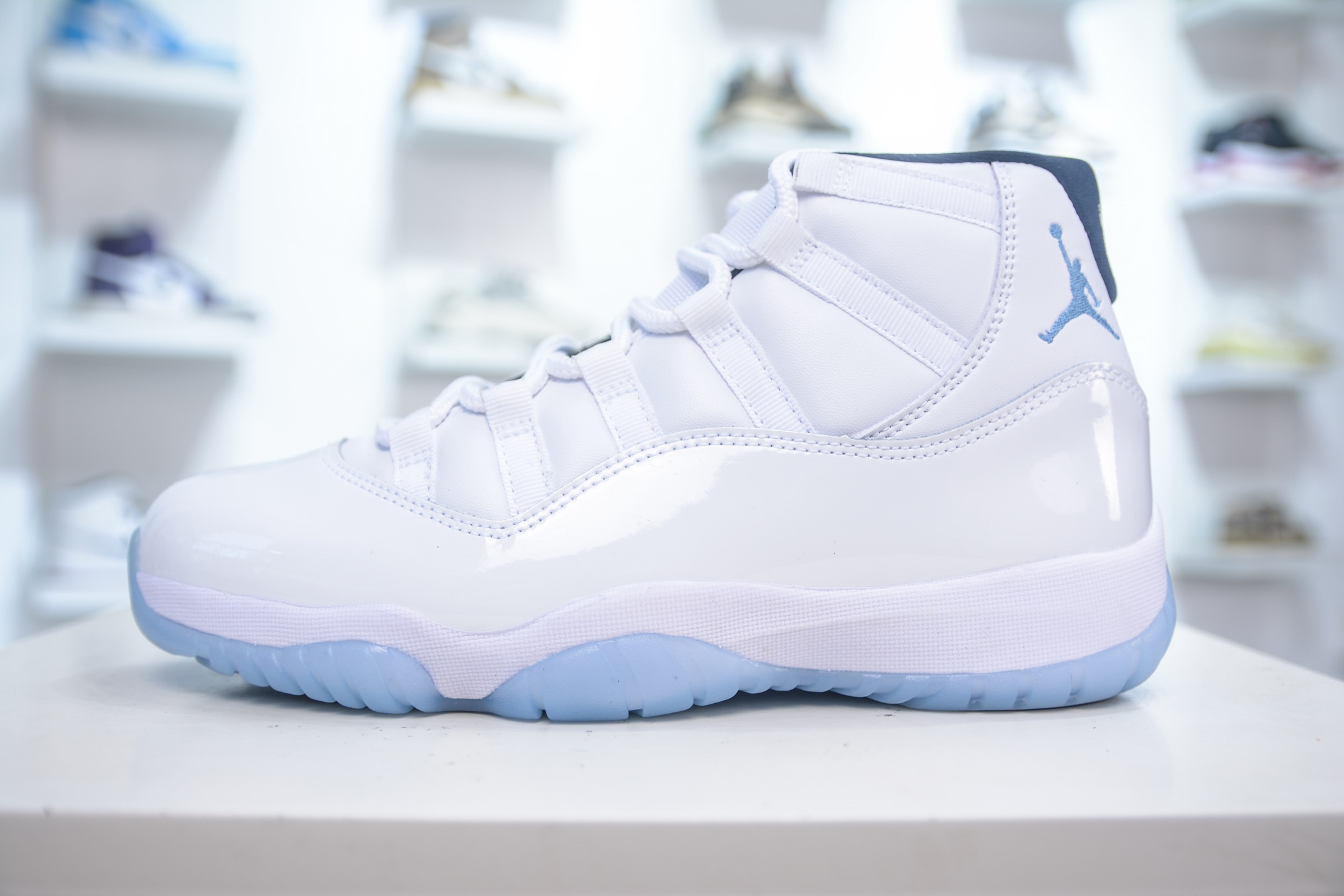 Air Jordan 11 Retro 'Legend Blue' High-Top Sneakers - Premium Quality 1 i1754665921736 4716 0 0