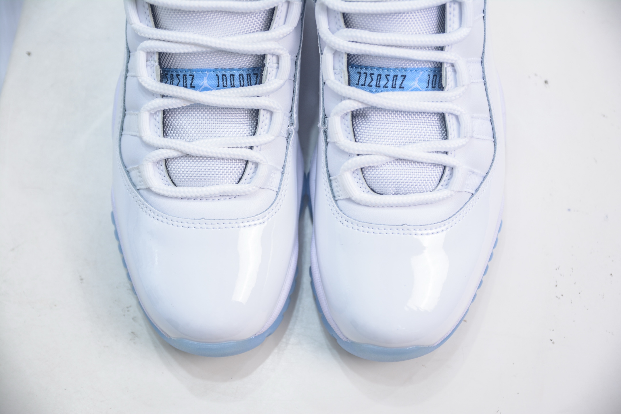 Air Jordan 11 Retro 'Legend Blue' High-Top Sneakers - Premium Quality 9 i1754665923261 7670 0 8