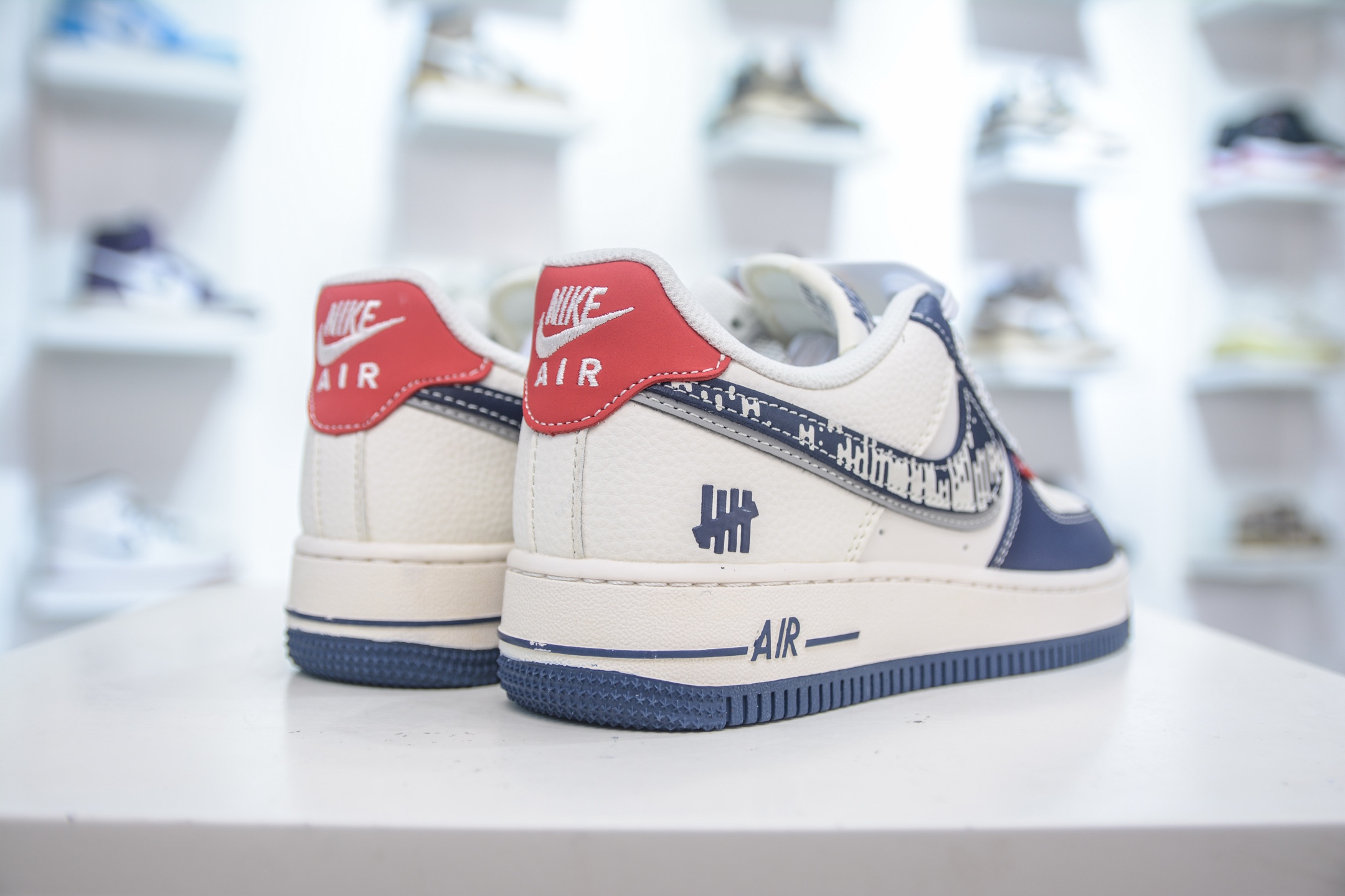 260 Nike Air Force 1 Low 07 x UNDEFEATED UND联名-白蓝红 JP8028-005