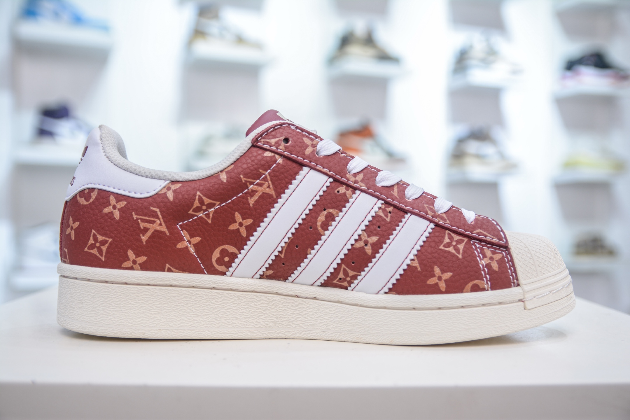 Adidas Originals Superstar x Louis Vuitton Shelltoe Sneakers 4 i1754845581294 5844 0 2