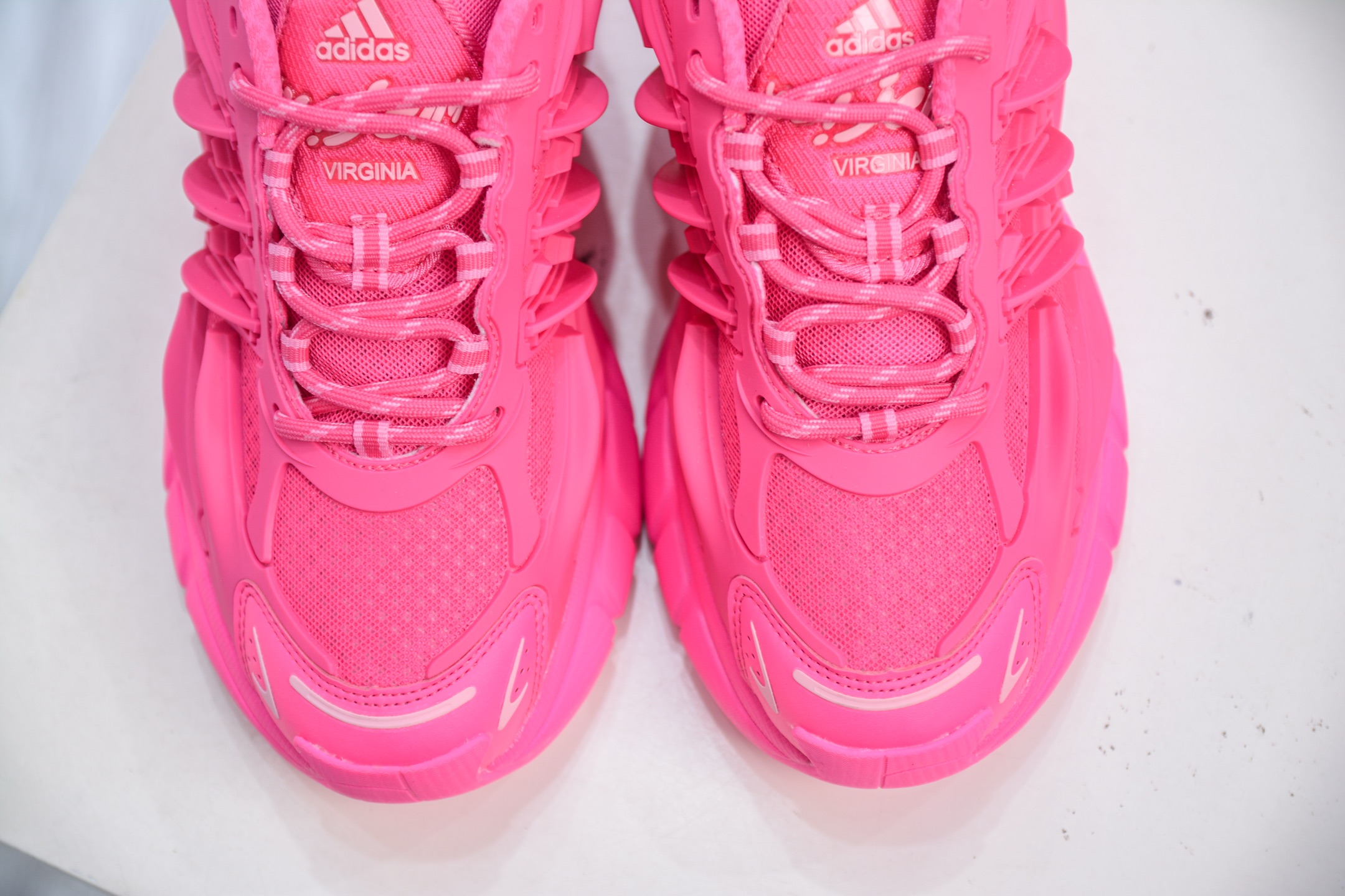 Pharrell x Adidas Adistar Jellyfish: Retro Low-Top Sneakers - Hot Pink 9 i1754845669233 4118 0 8