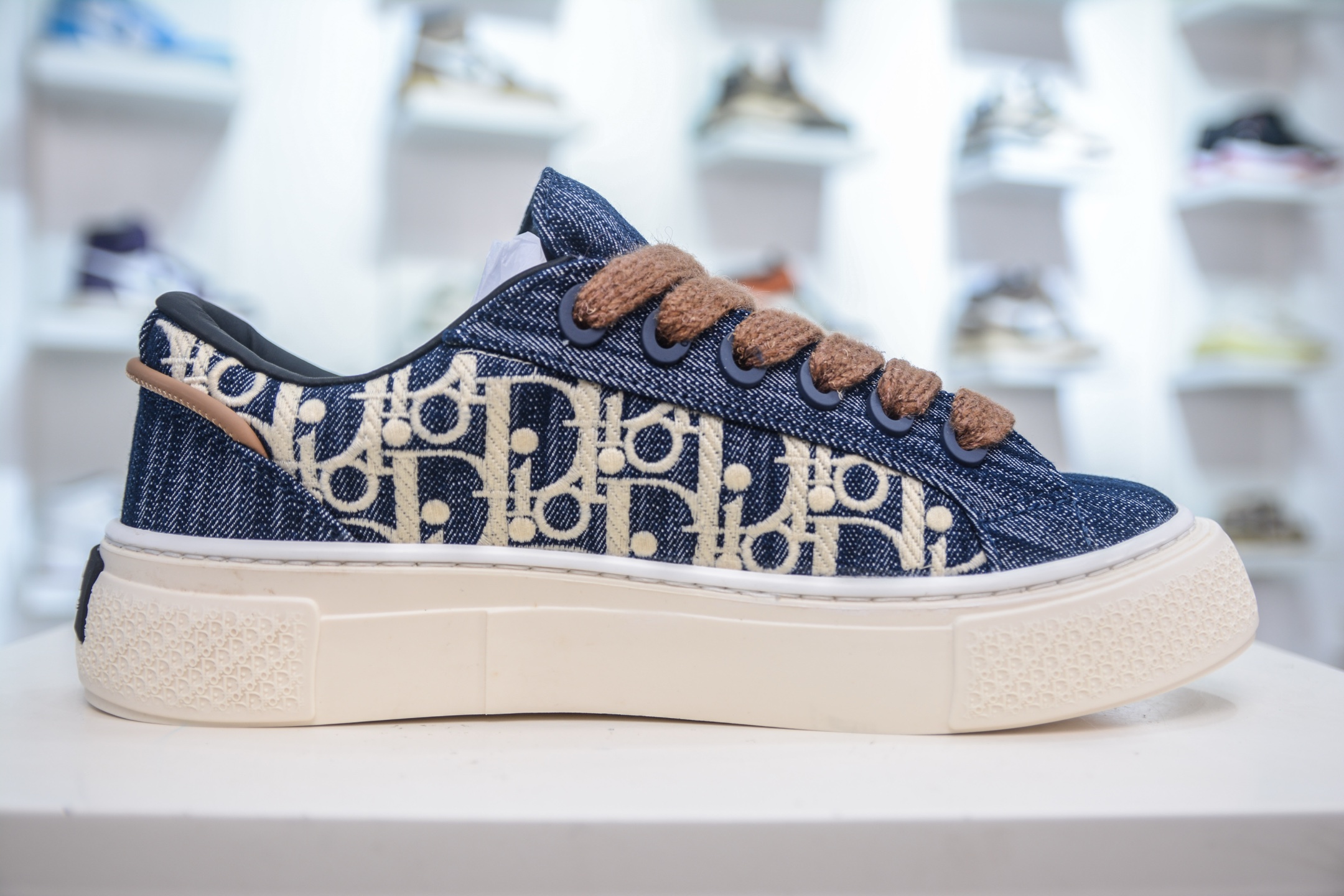 Dior B33 Denim Oblique Sneakers, 2024 New. Iconic Fashion & Comfort Shoes 3 i1754845789013 9267 0 2