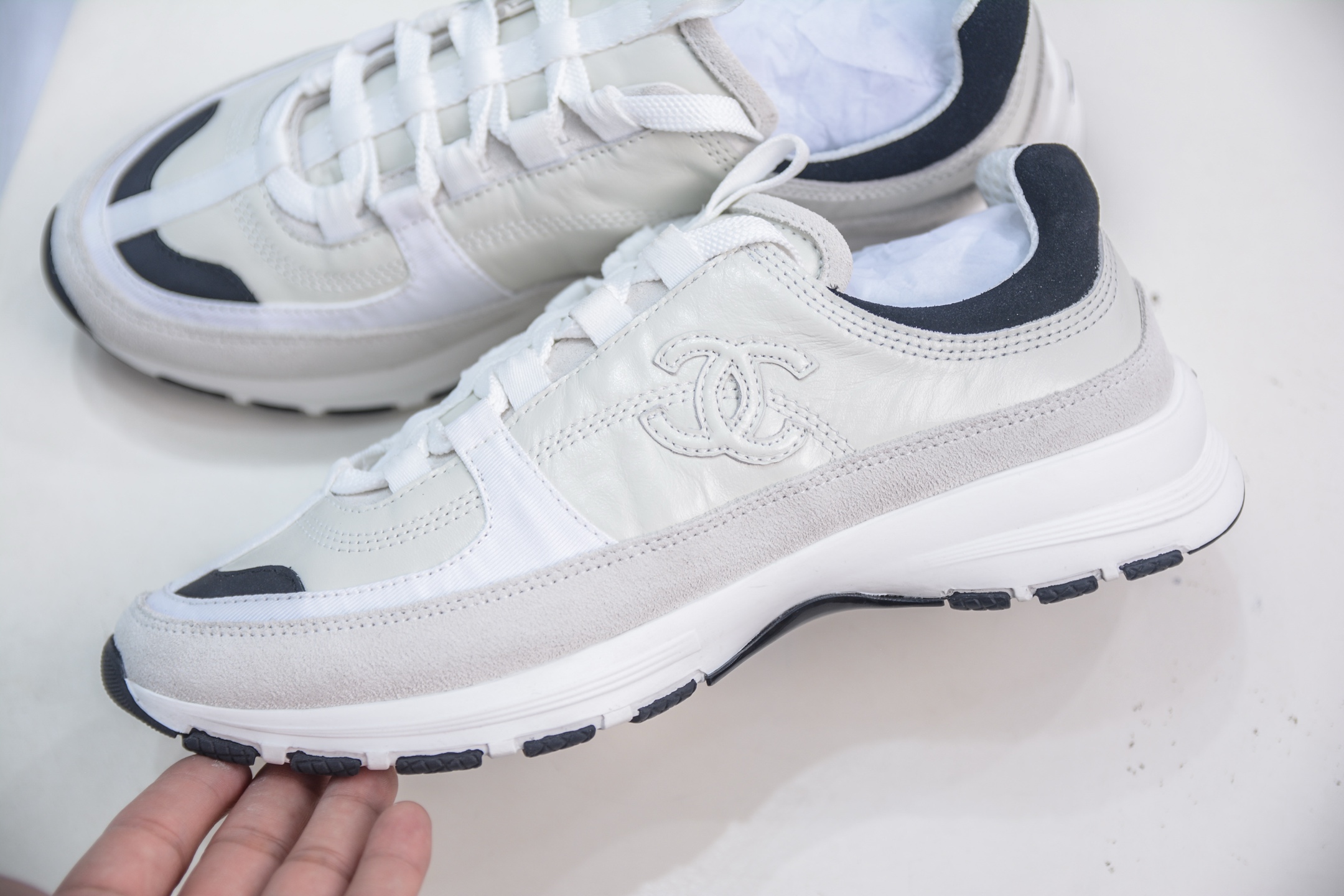 Chanel Women's Sneakers Classic Lace-Up Casual Shoes, Elegant and Sporty 8 i1754845849990 2095 0 6