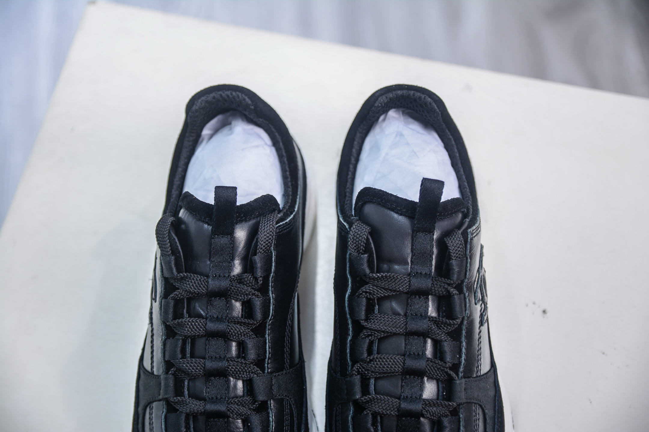 Chanel Women's Black Leather & Suede Sneakers With Iconic CC Logo 9 i1754845909430 9483 0 7