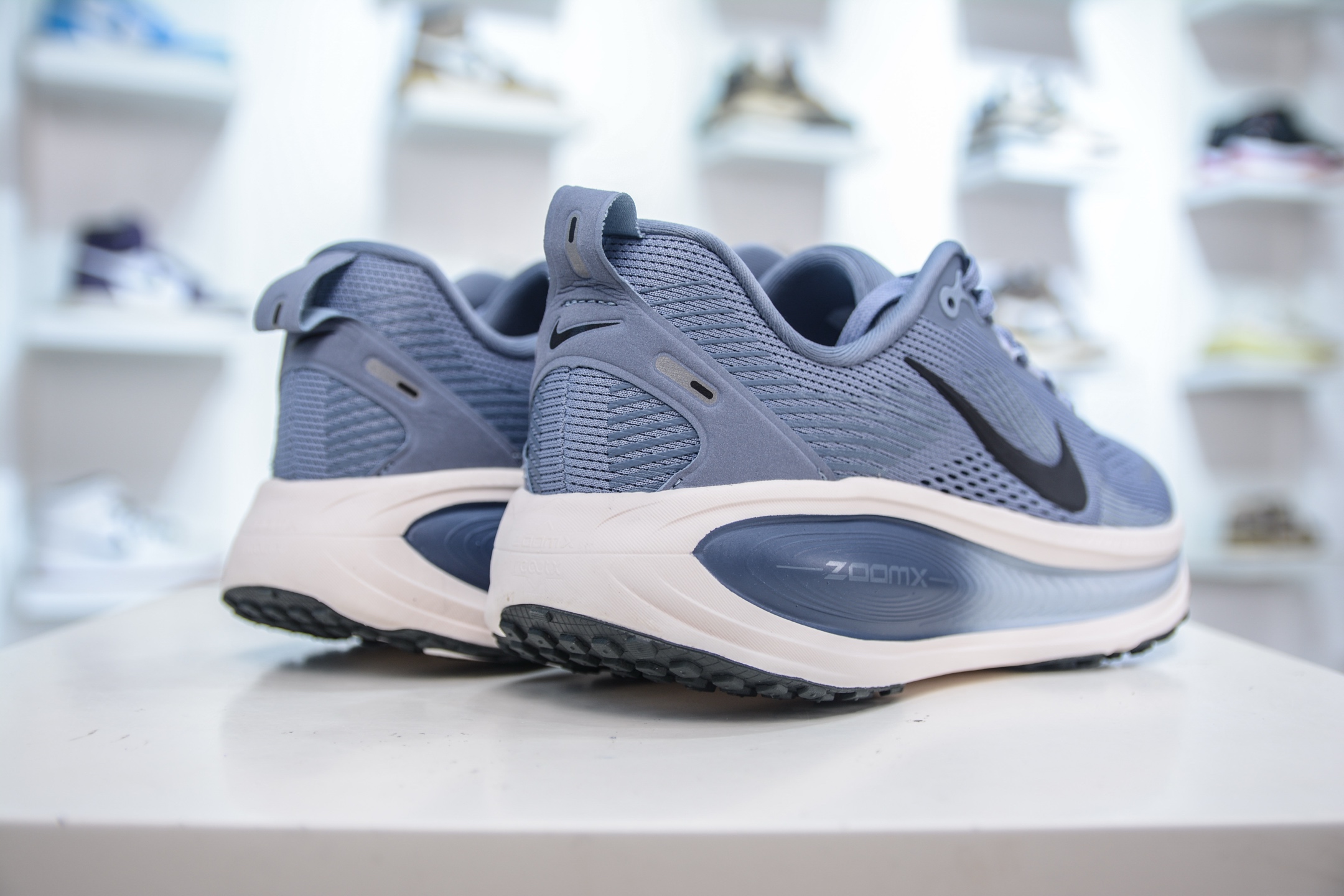 Nike Air Zoom Vomero 18: Lightweight, Comfortable Running Shoes for Women 7 i1754927553806 974 0 5