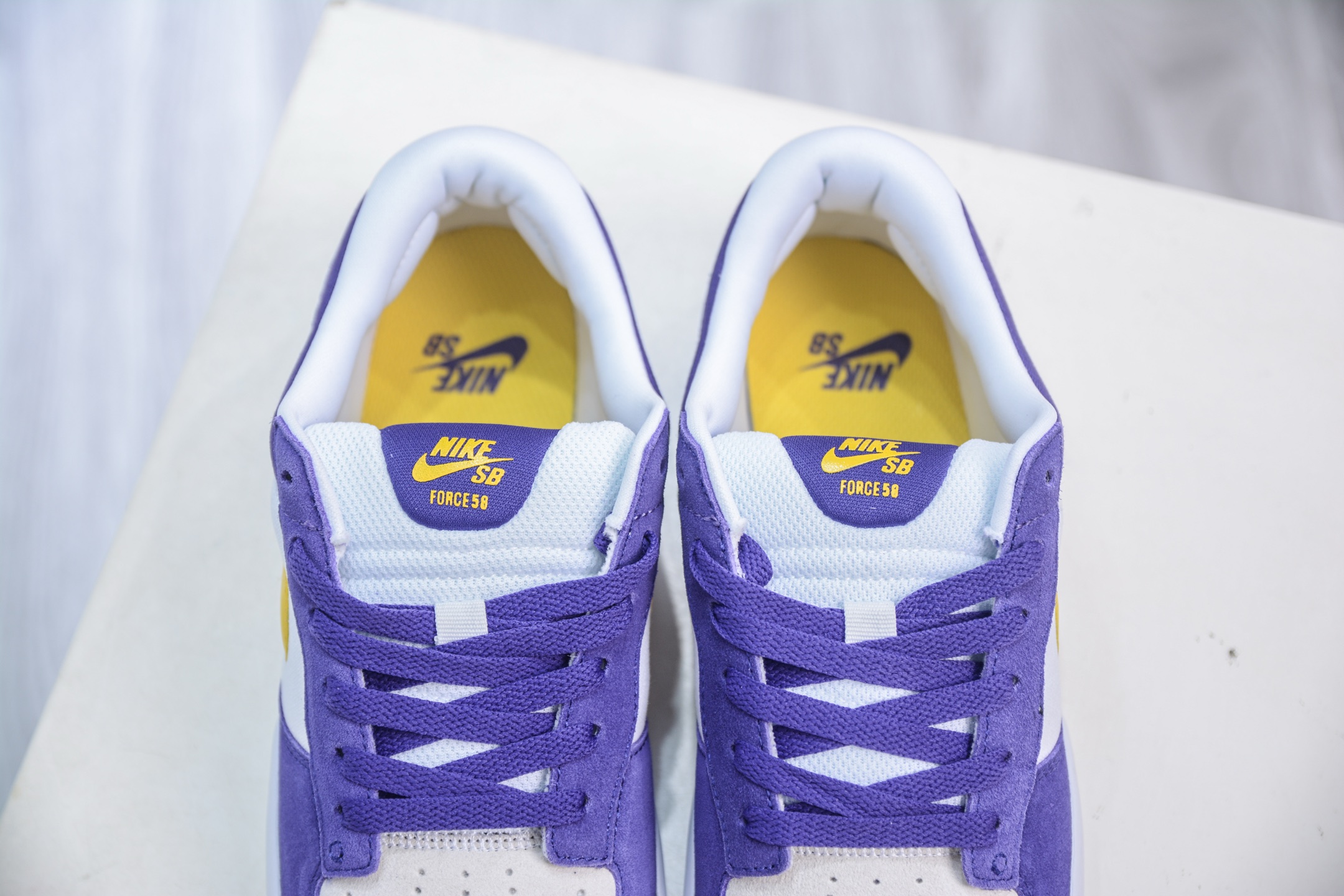 Nike SB Force 58 Low-Top Skateboarding Shoes with Retro Rubber Sole - DV5477 500 9 i1754927708581 3227 0 7