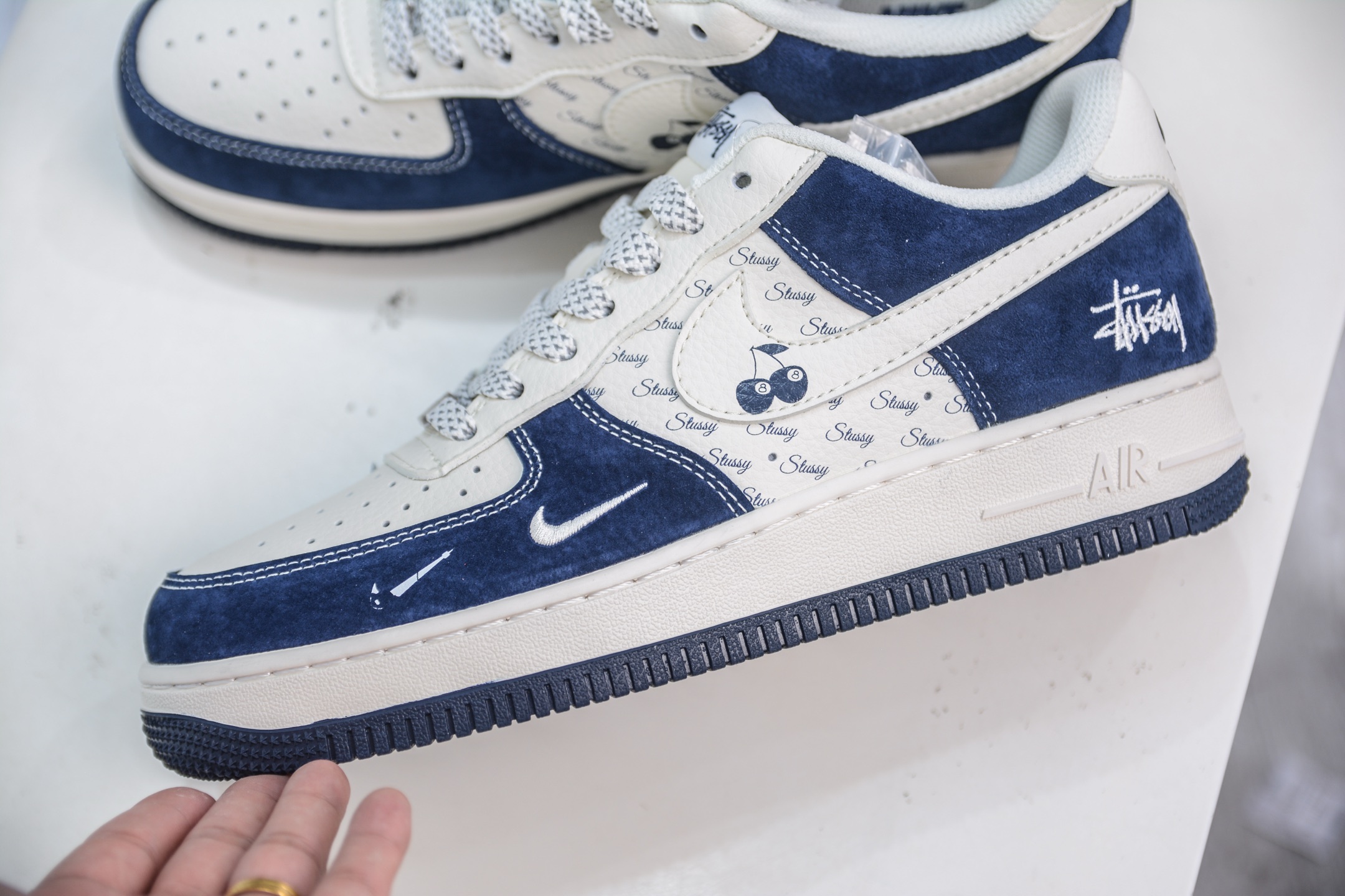 Stussy x Nike Air Force 1 Low White Deep Blue Collaboration Sneakers 8 i1754927845627 2650 0 6