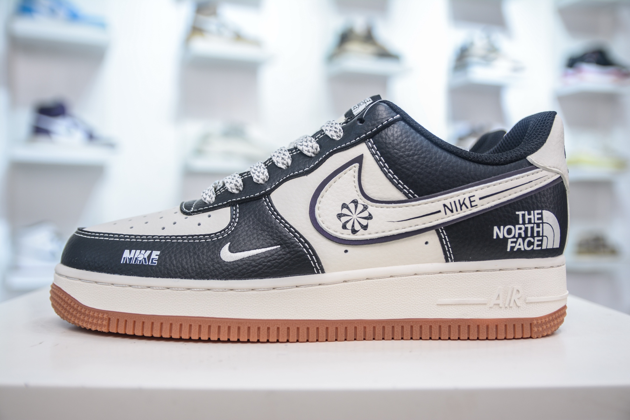 The North Face x Nike Air Force 1 Black/White Casual Fashion Sneaker 1 i1754927915213 732 0 0