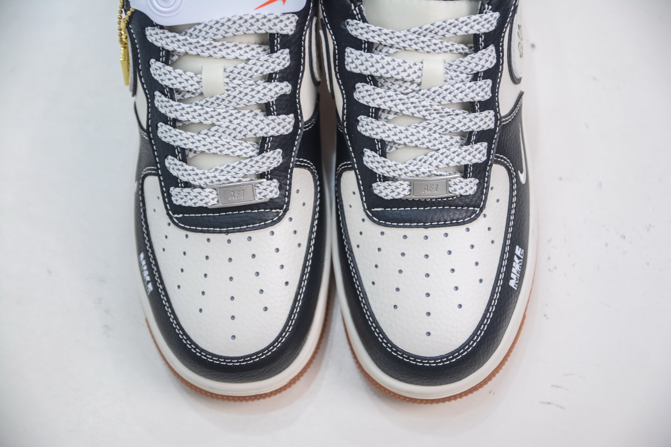 The North Face x Nike Air Force 1 Black/White Casual Fashion Sneaker 9 i1754927915275 1230 0 8