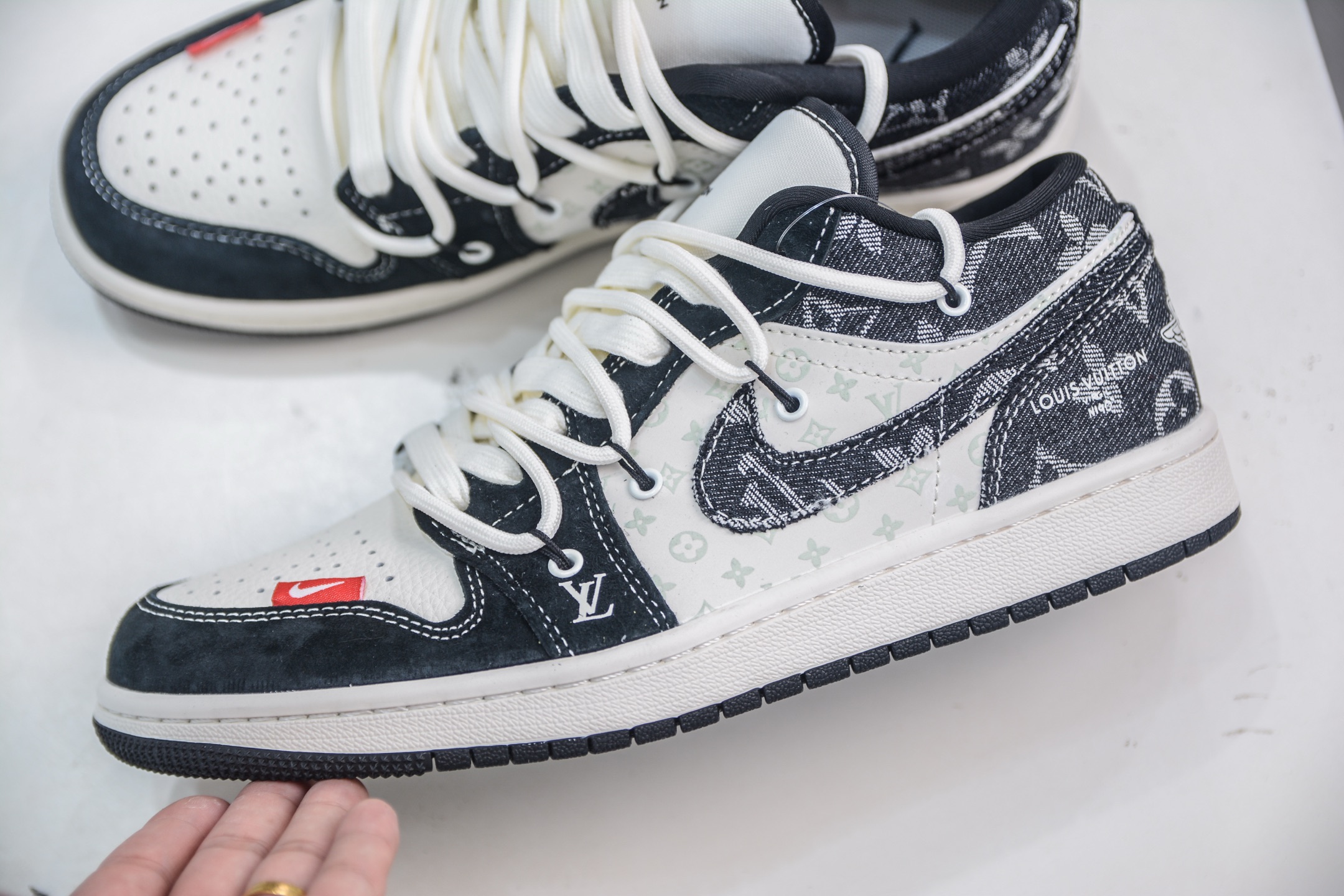 Air Jordan 1 Retro Low x Louis Vuitton Black Toe Custom Sneakers 8 i1754928084532 2478 0 6