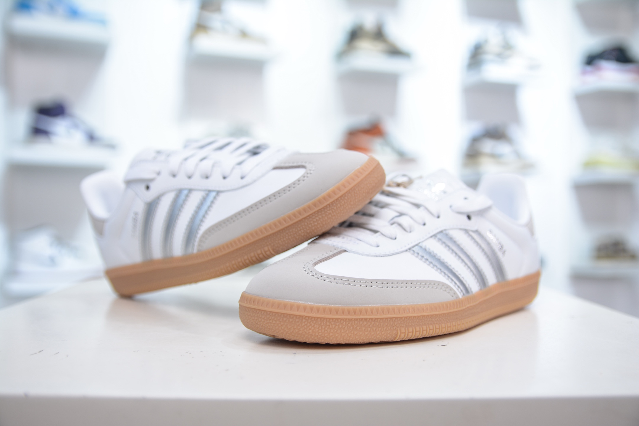 Adidas Original Samba OG Classic Lightweight Retro Sneakers - White/Silver 5 i1754928258182 2973 0 3