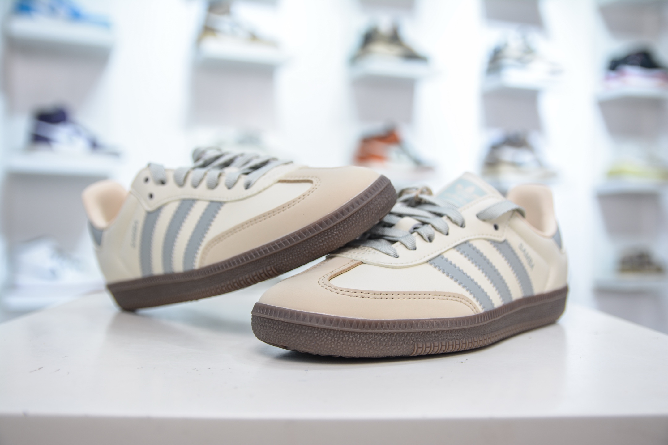 Adidas Original Samba OG Classic Retro Lightweight Sneakers - Cream White 4 i1754928312519 6297 0 3