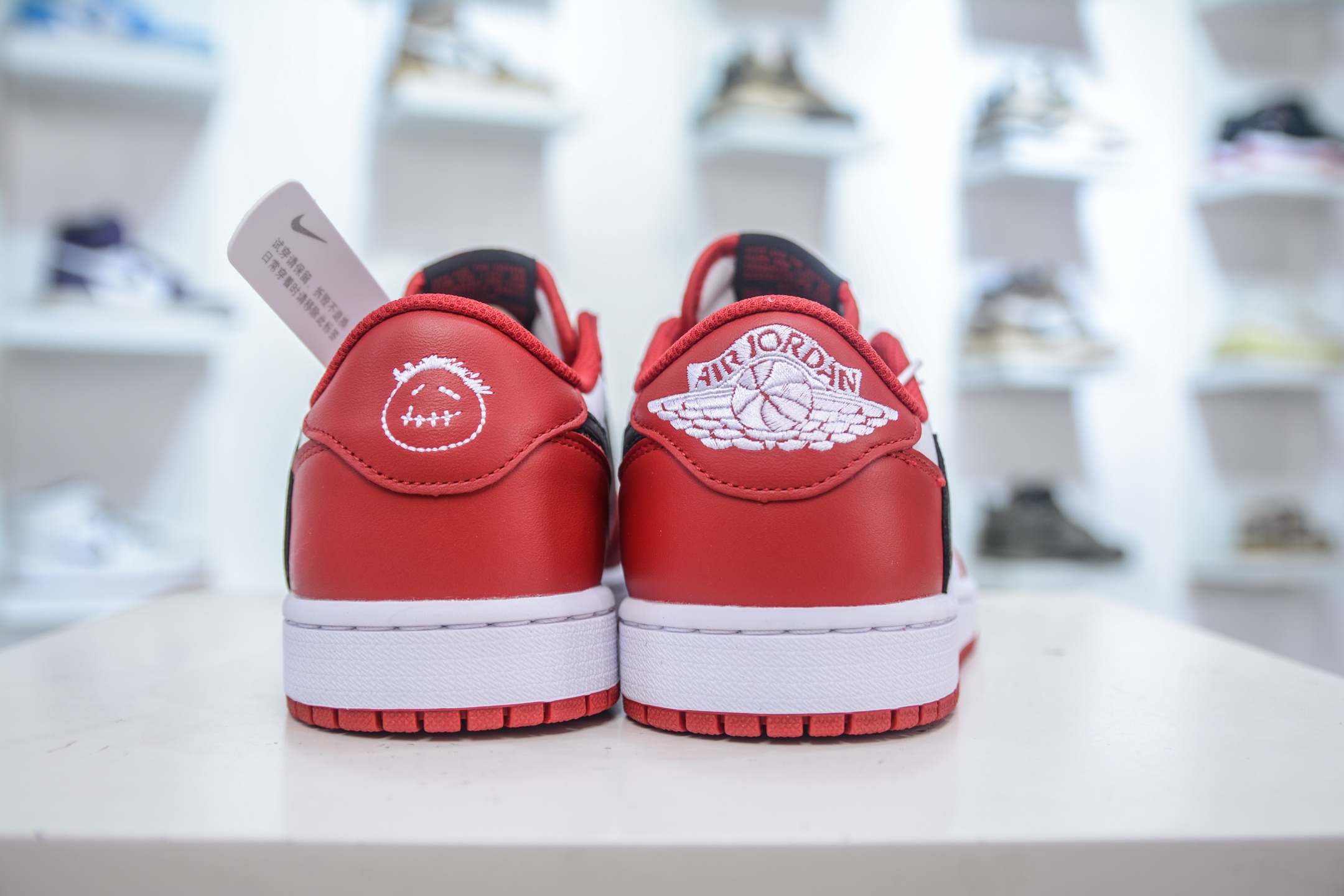 Travis Scott x Air Jordan 1 Low OG SP 'White Red Black' Sneakers 2 i1754928371783 8028 0 1