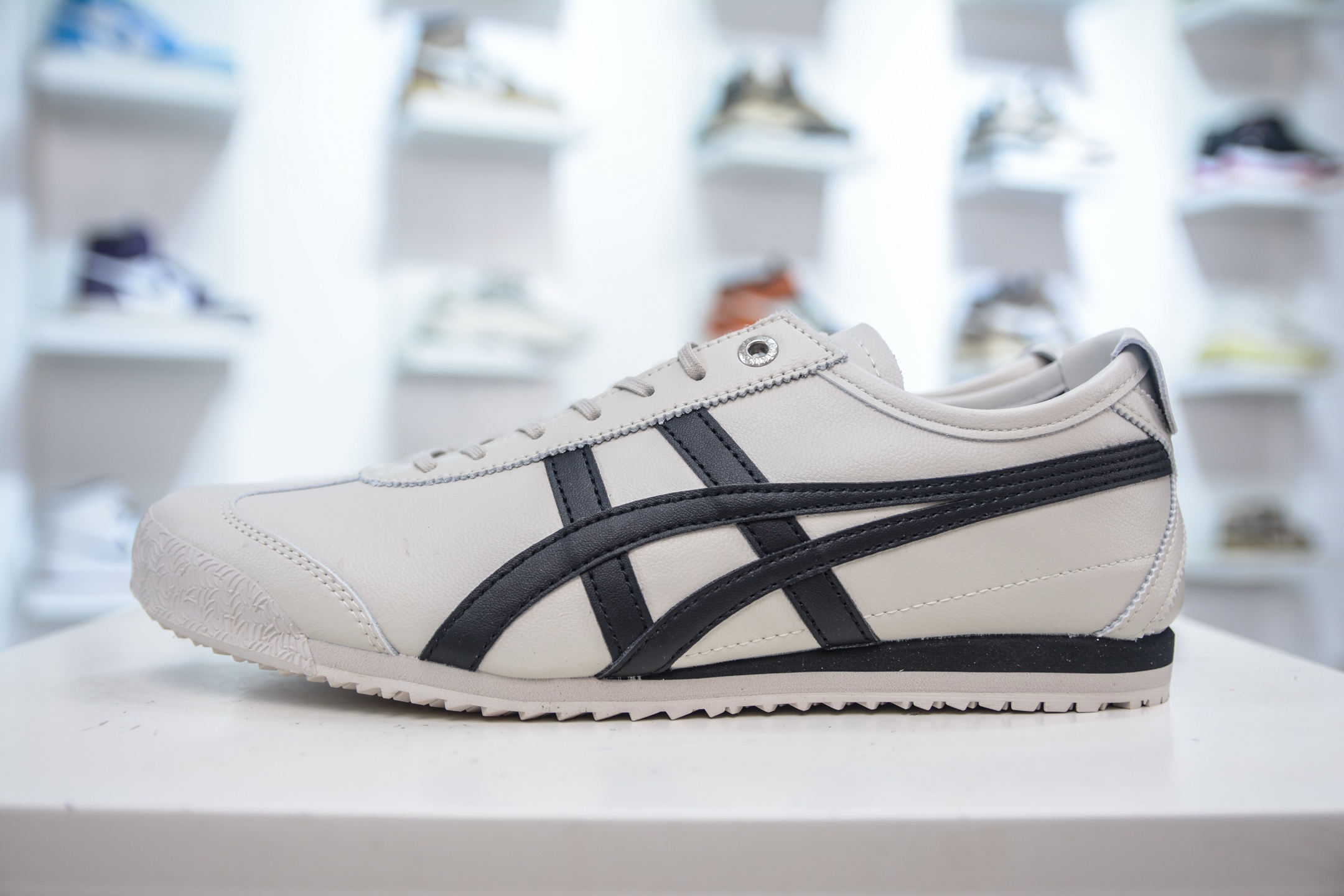 Onitsuka Tiger Mexico 66 SD Leather Retro Classic Tiger Claw Low-Top Sneakers 1 i1755018104394 3891 0 0