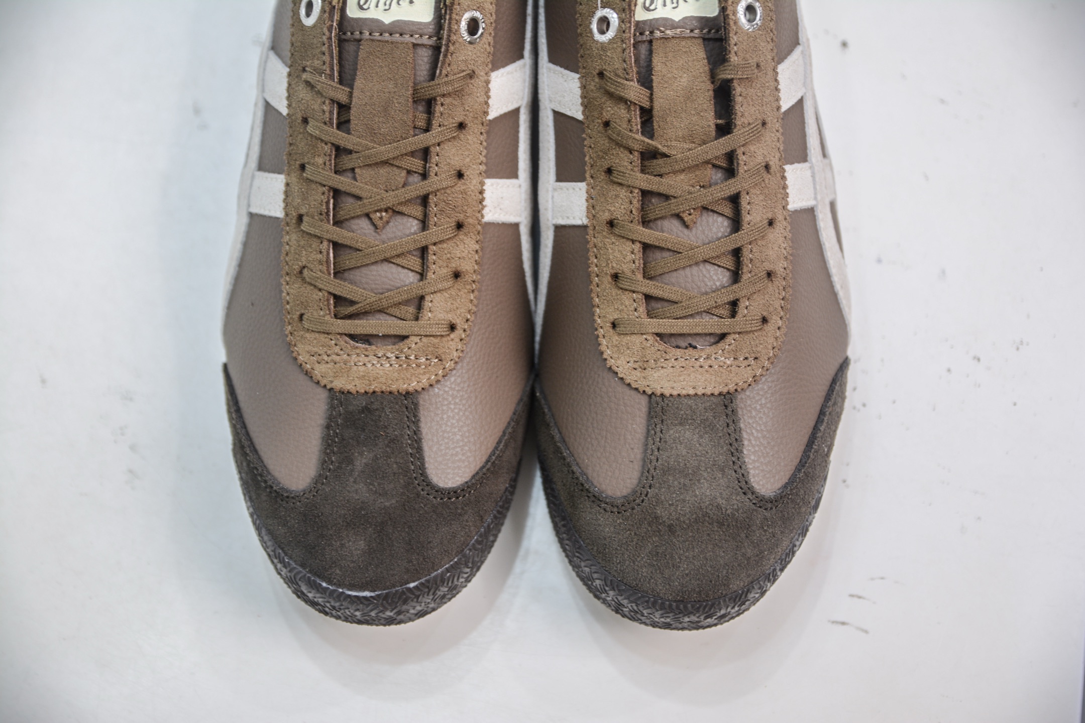 Onitsuka Tiger Mexico 66 SD: Retro Leather Low-Top Sneakers - Brown/White 10 i1755018163935 7676 0 8
