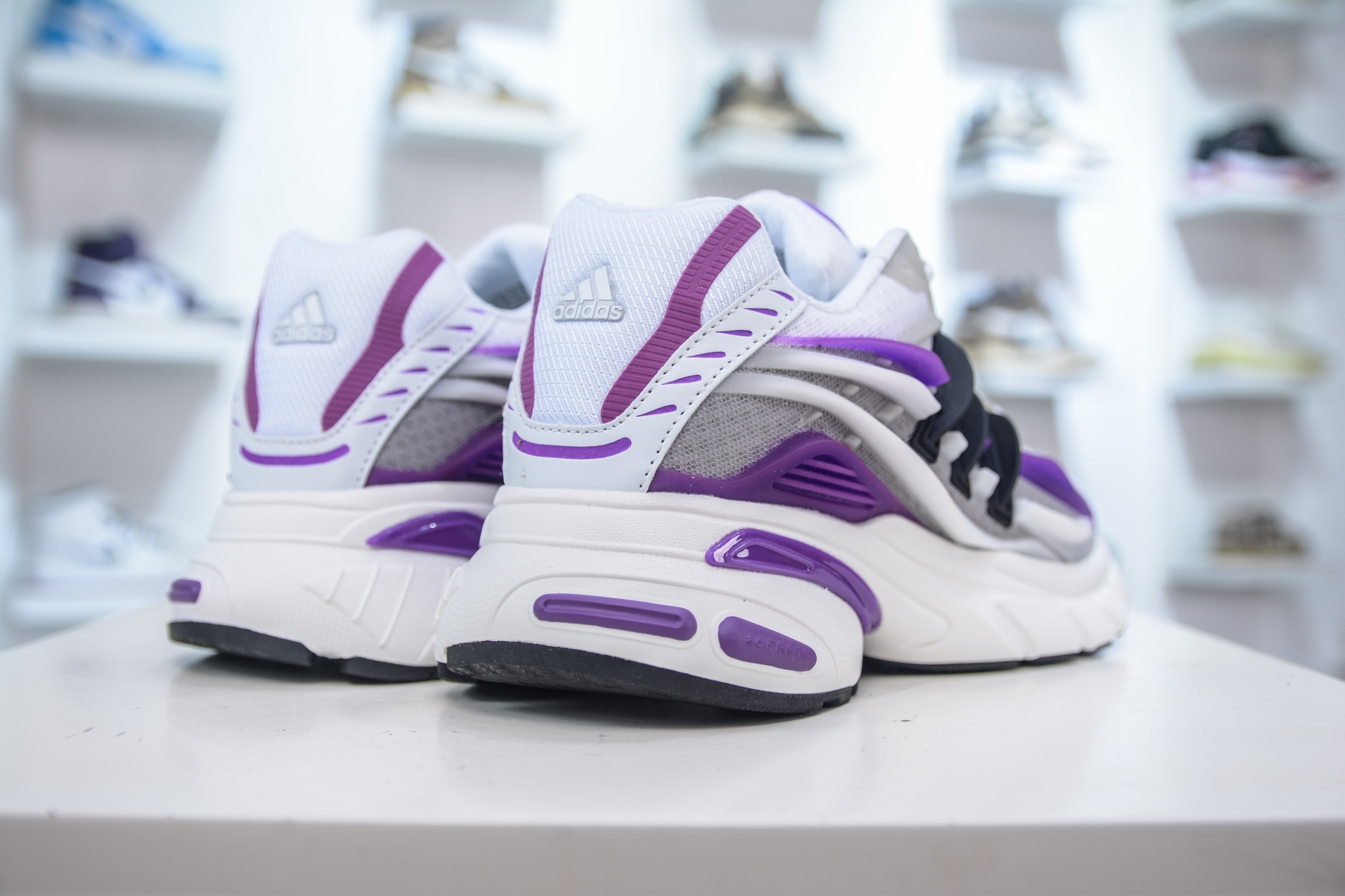 Pharrell x adidAdistar Jellyfish 低帮复古风老爹鞋 JP9268