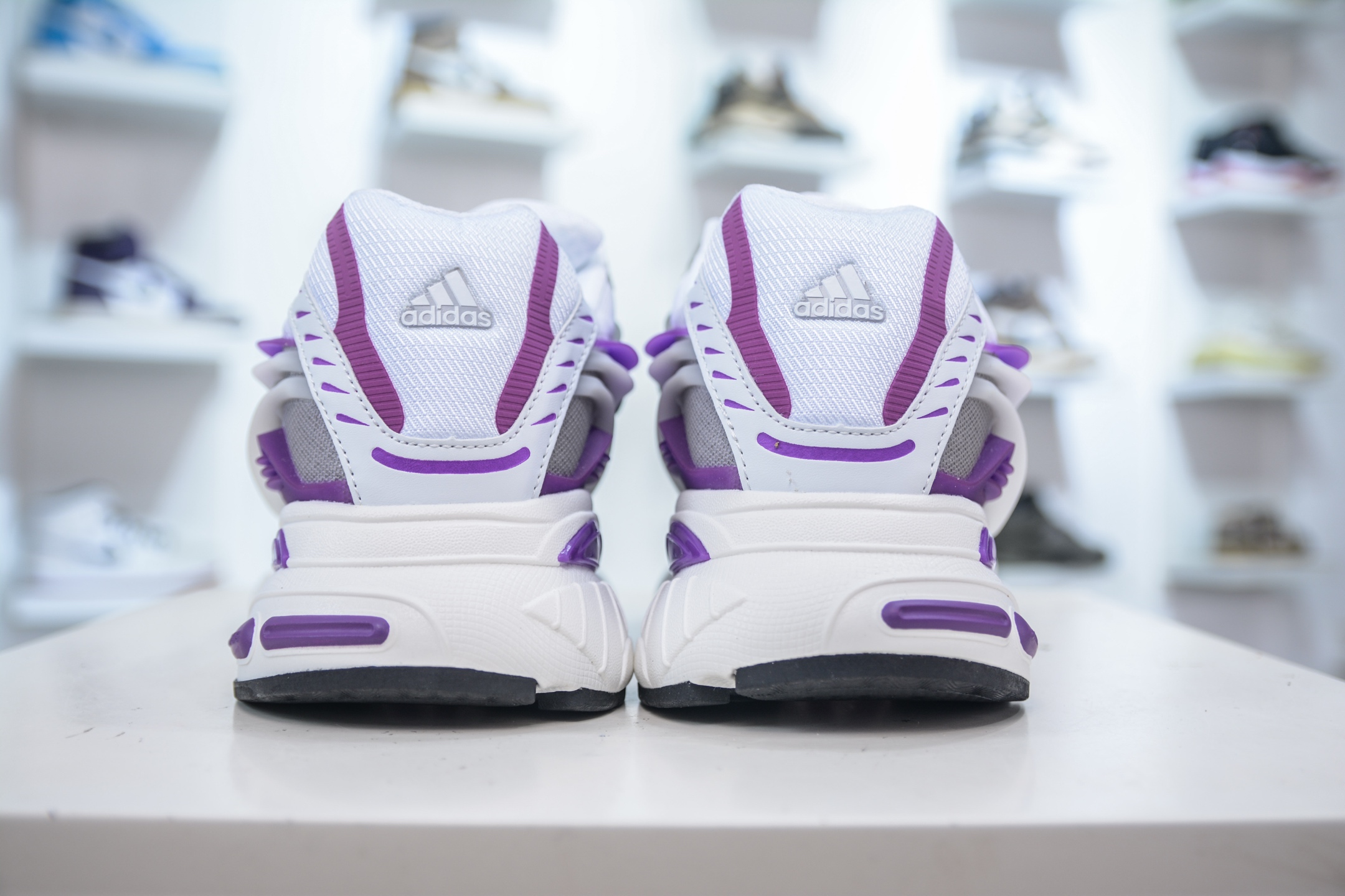 Pharrell x adidAdistar Jellyfish 低帮复古风老爹鞋 JP9268
