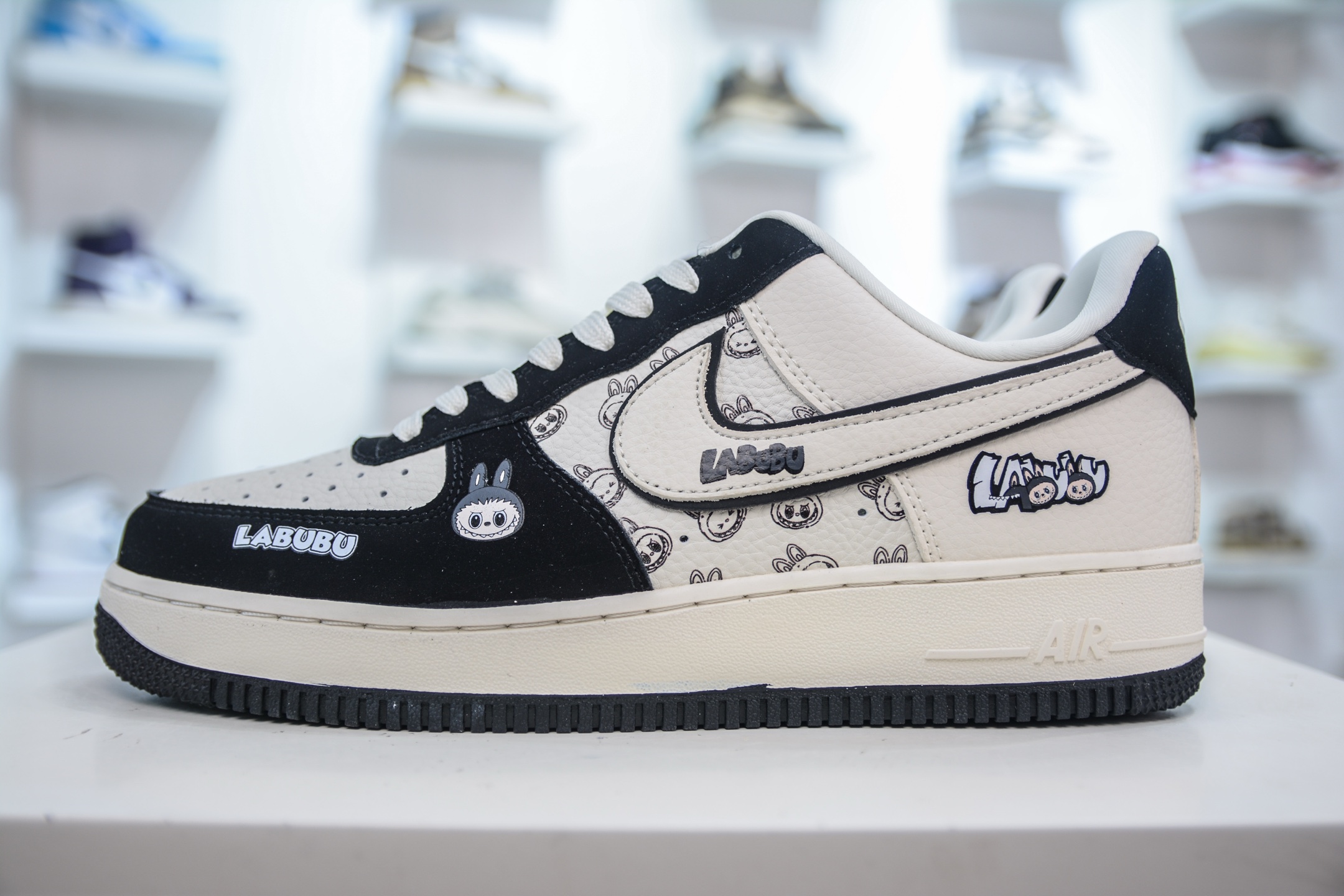 Nike Air Force 1 Low 07 x LABUBU 拉布布联名-奶白黑 DX0188-092