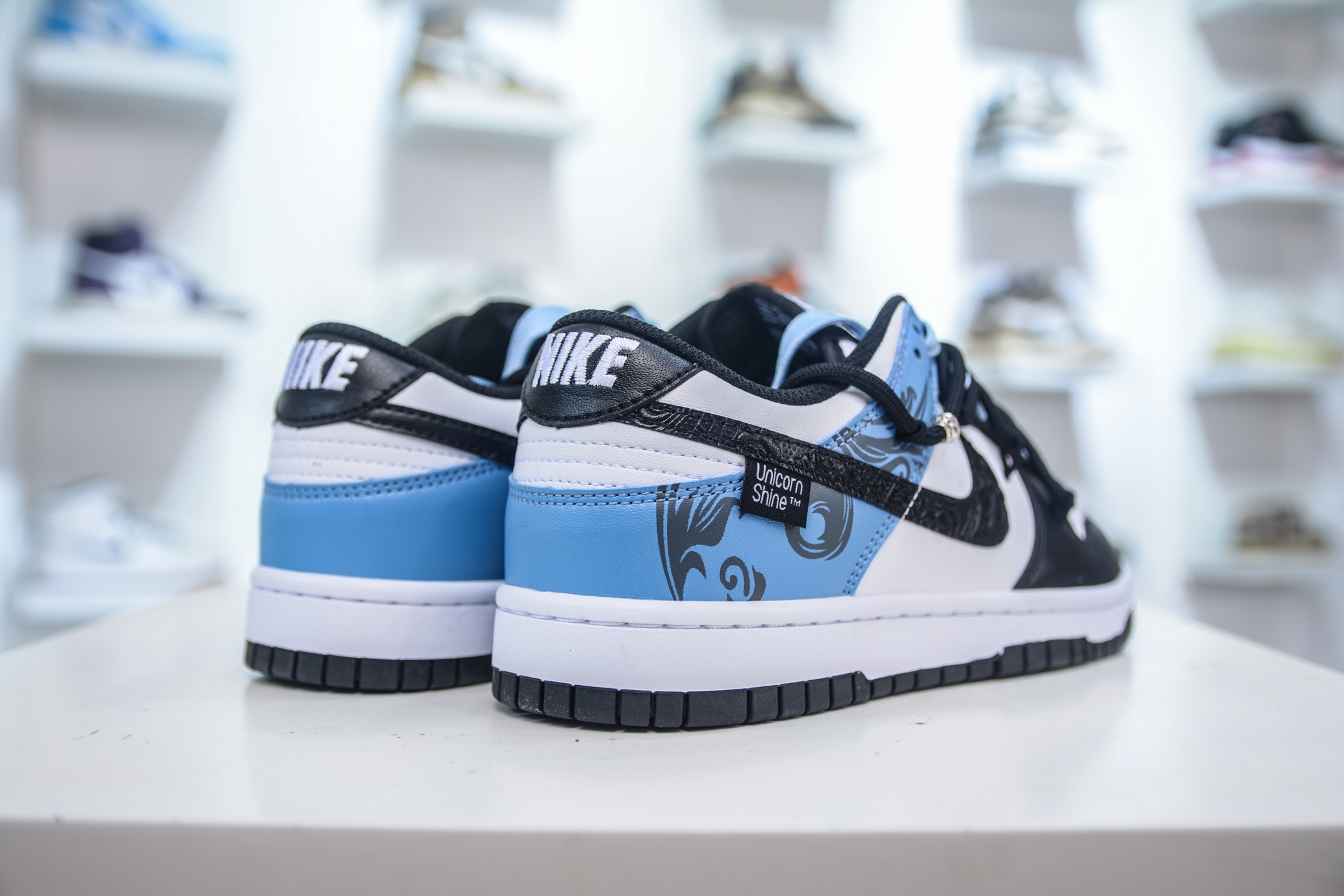 Nike SB Dunk Low 白黑蓝绑带 DD1391-100