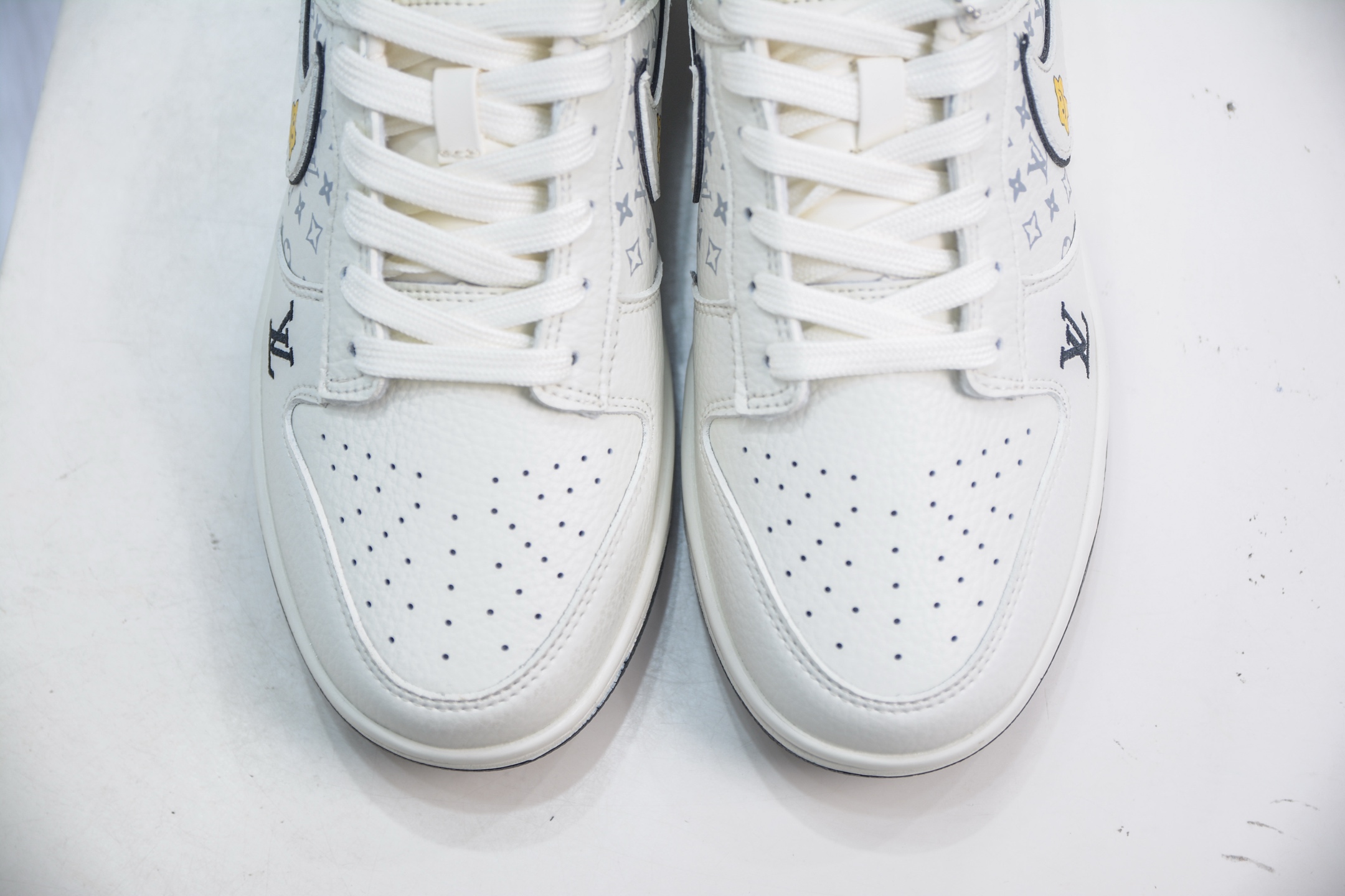 Nike SB Dunk Low x Louis VuittLV拉布布联名-白黑印花 SC0601-455