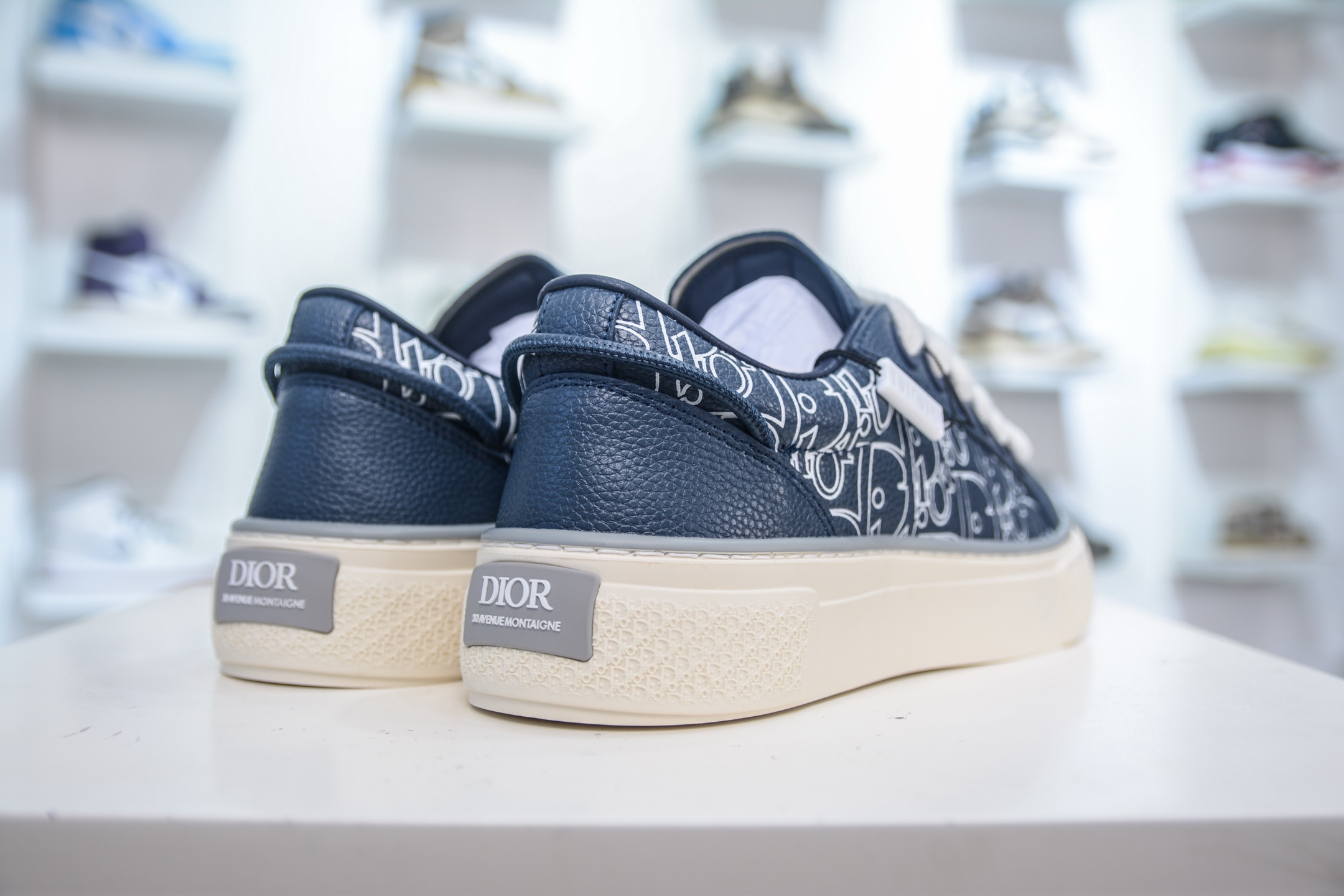 Dior B33 运动鞋2024秋季新品 重新诠释经网球鞋 3SN303ZWNYQ H900