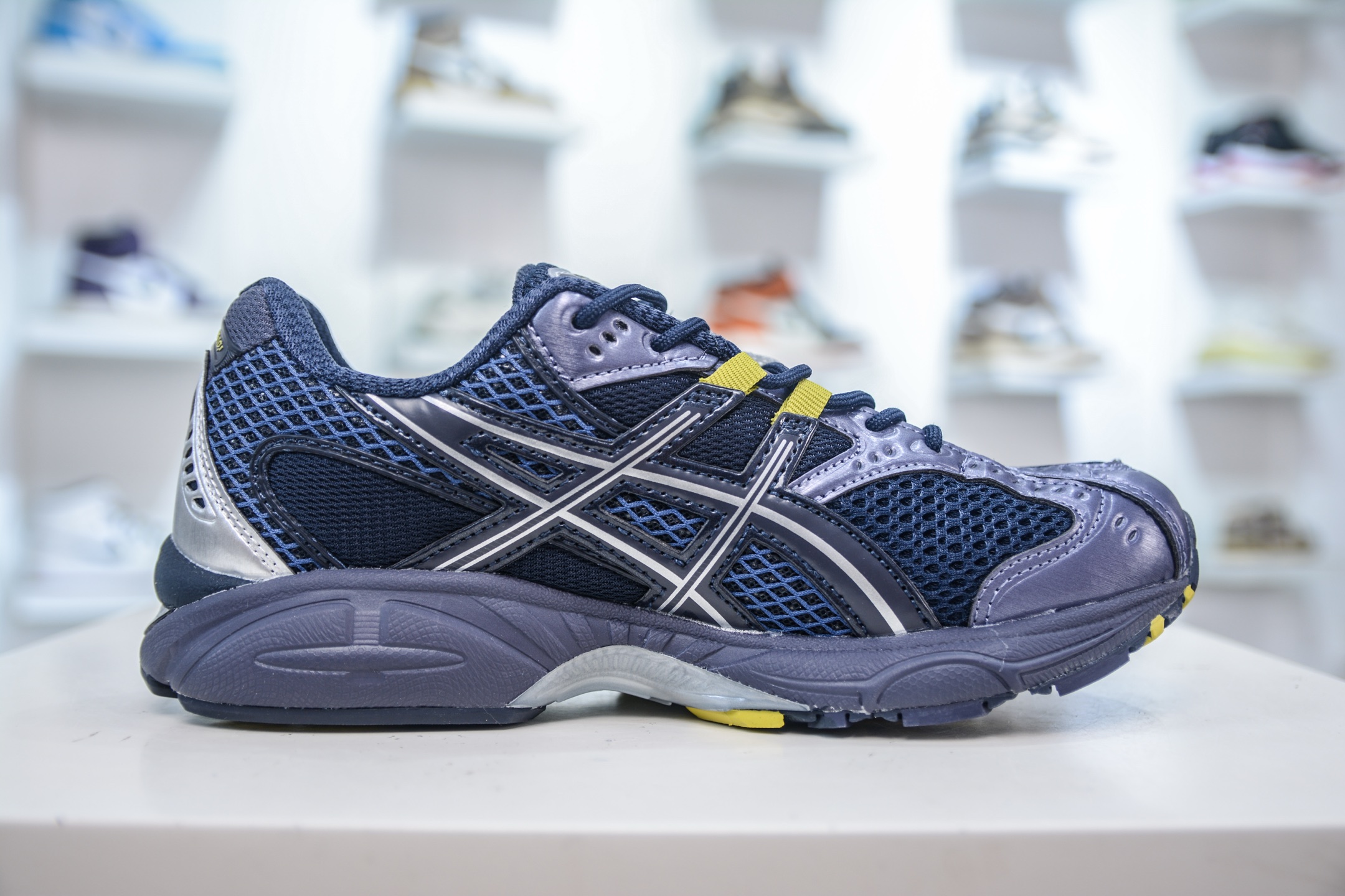 Asics GEL-Kahana NIMBUS 10.1 耐磨透气低帮休闲鞋 1203A599-400