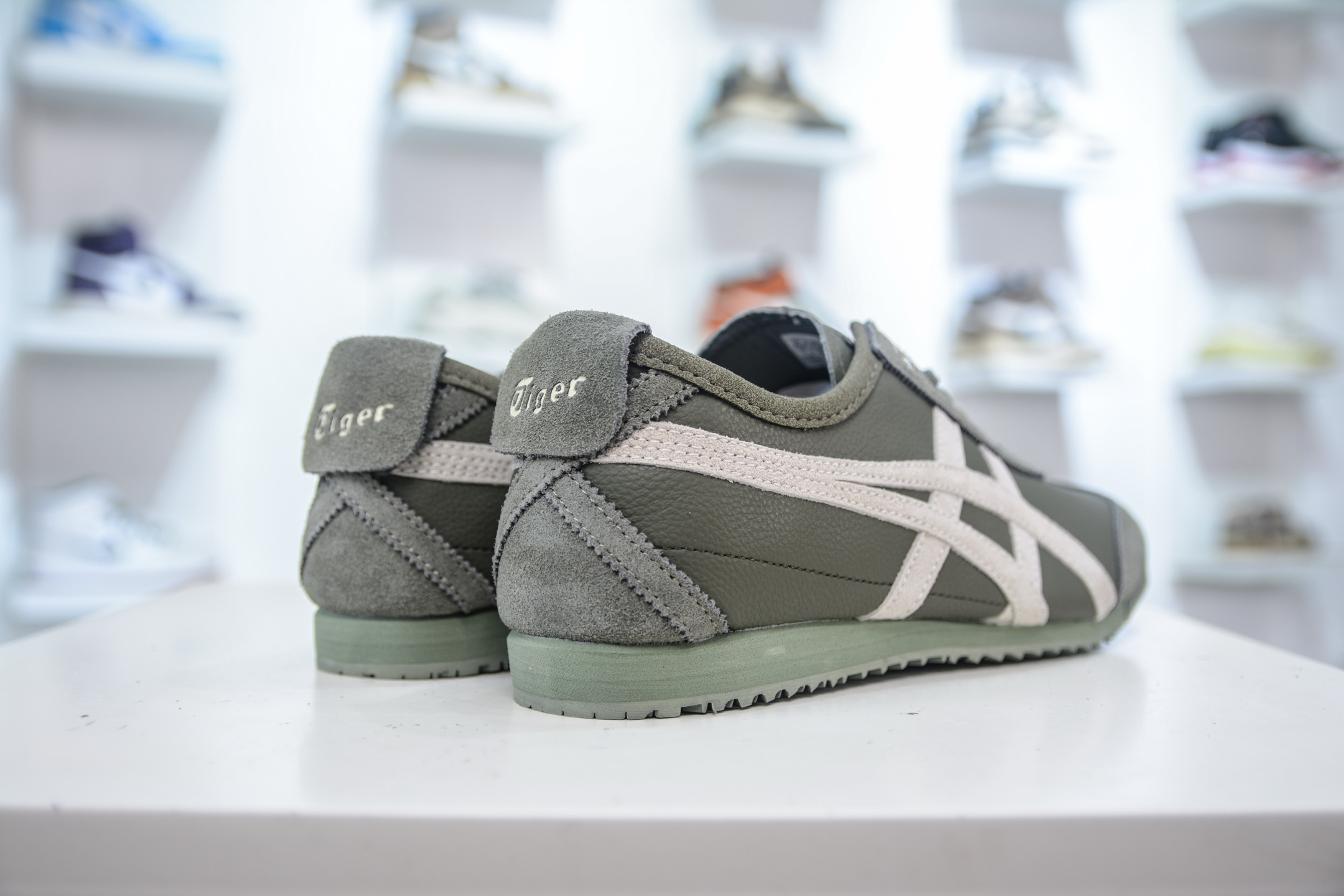 Onitsuka Tiger Mexico 66 SD 鬼冢虎 1183C015-300