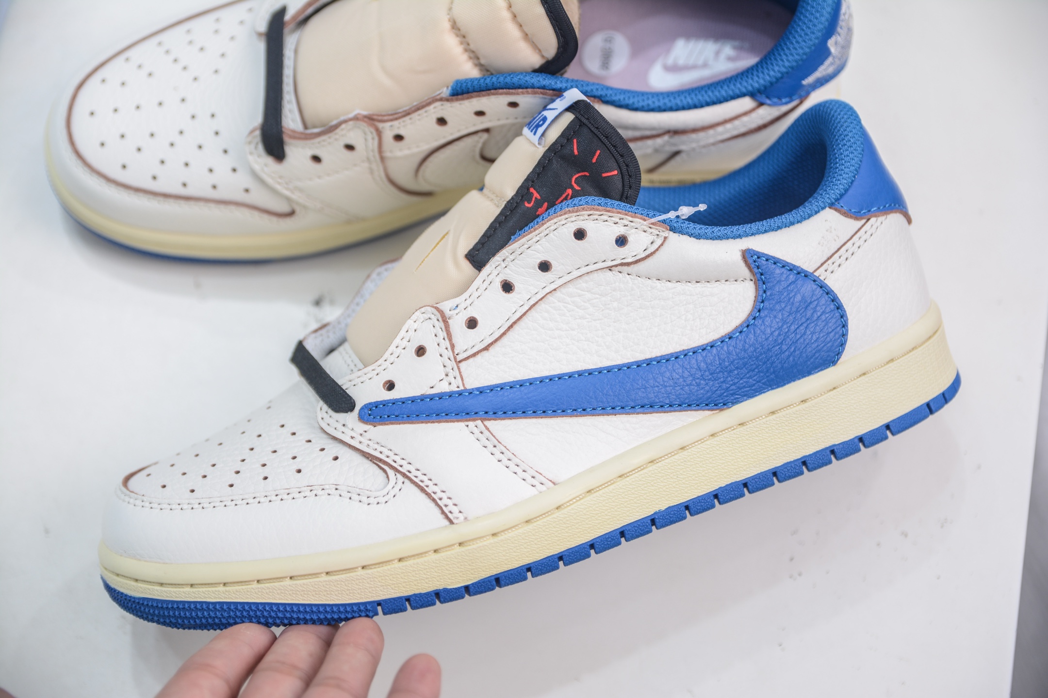 DT纯原 Travis Scott x Fragment x Air Jordan 1 Low TS联名倒钩低帮 白蓝 DM7866-104