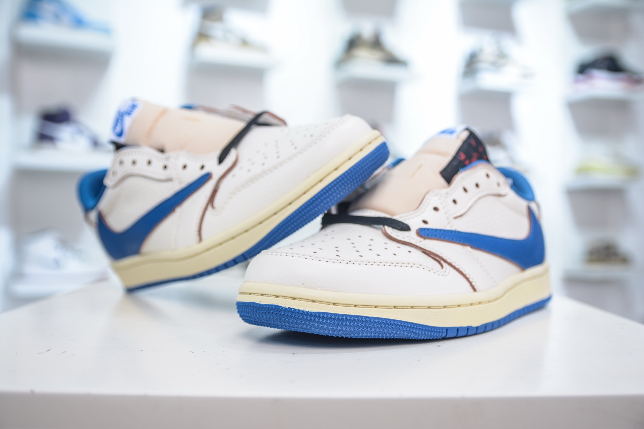 DT纯原 Travis Scott x Fragment x Air Jordan 1 Low TS联名倒钩低帮 白蓝 DM7866-104
