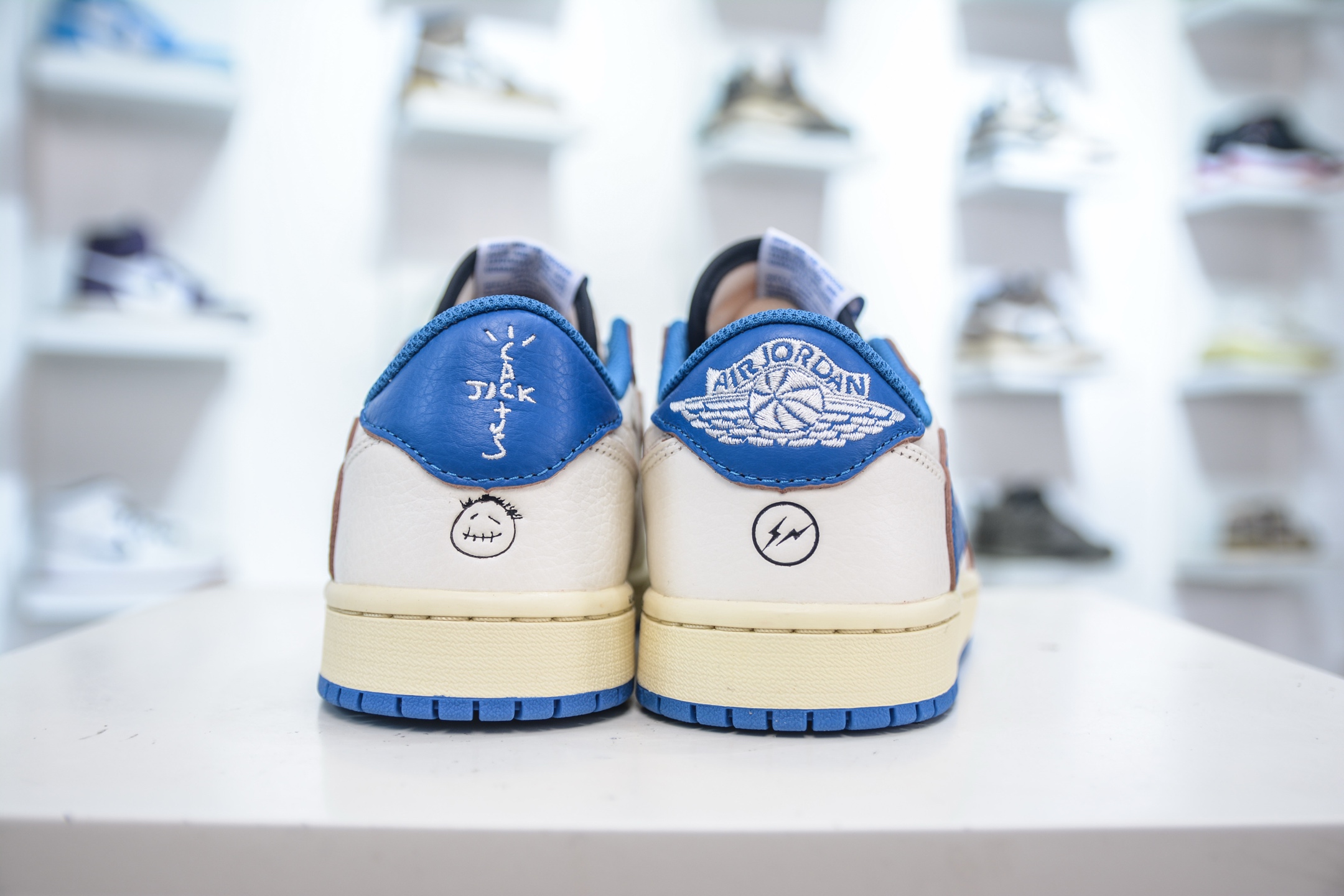 DT纯原 Travis Scott x Fragment x Air Jordan 1 Low TS联名倒钩低帮 白蓝 DM7866-104