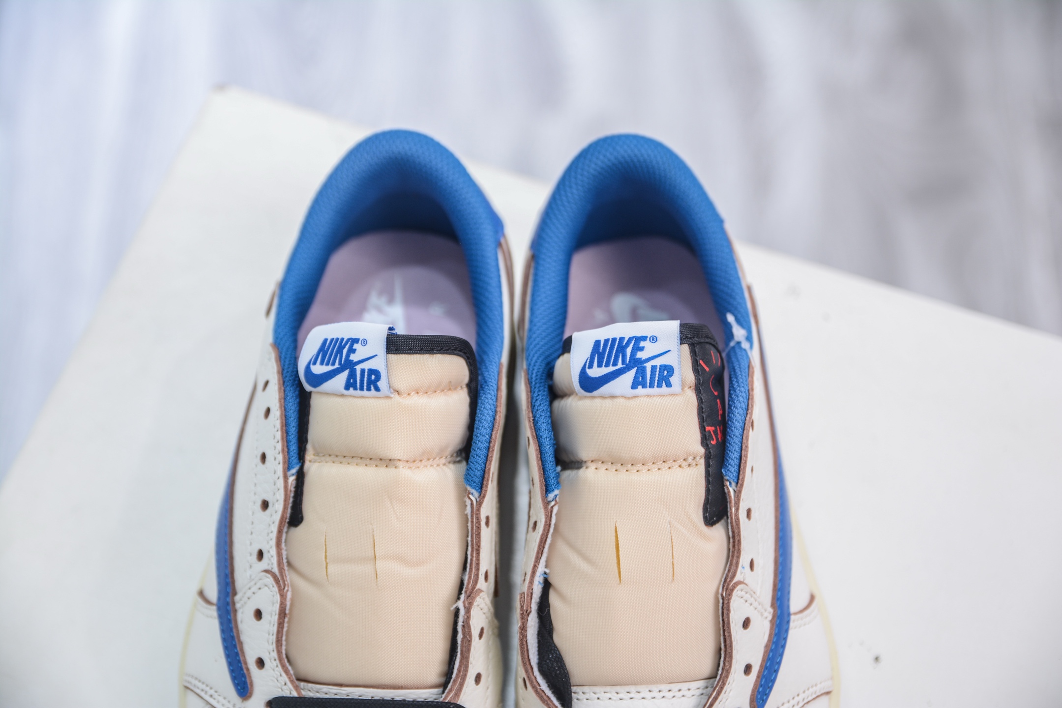 DT纯原 Travis Scott x Fragment x Air Jordan 1 Low TS联名倒钩低帮 白蓝 DM7866-104