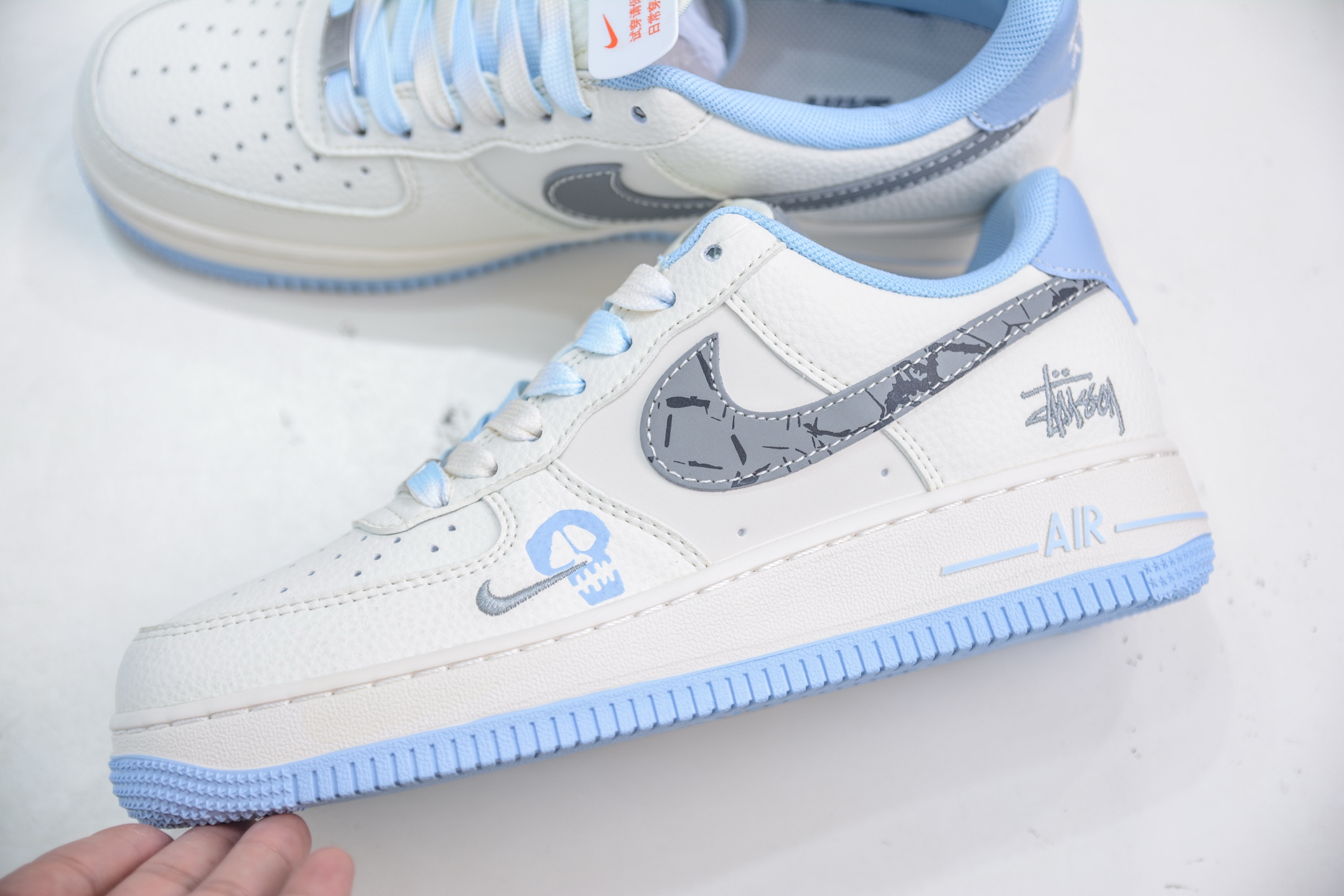 Stussy x NIke Air Force 1 斯图西联名-米白蓝灰勾 QW5606-269