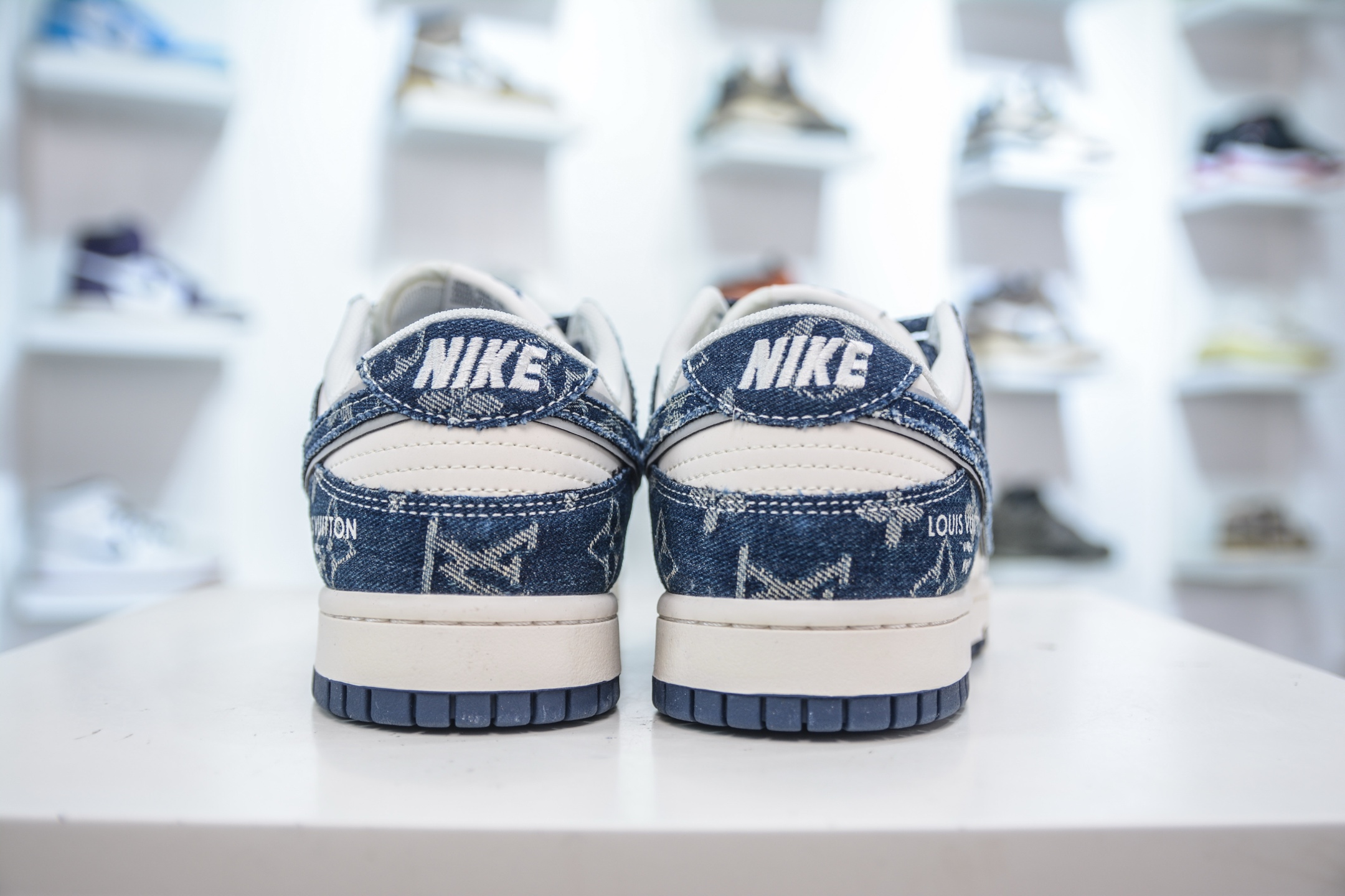 Nike SB Dunk Low x Louis VuittLV联名-白灰蓝牛仔 YX5066-381