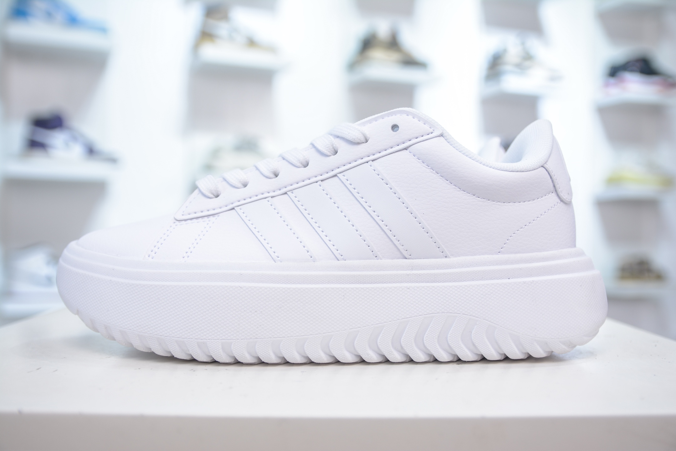 阿迪达斯AdidGRAND COURT PLATFORM M 网球风厚底增高运动鞋 IE1089