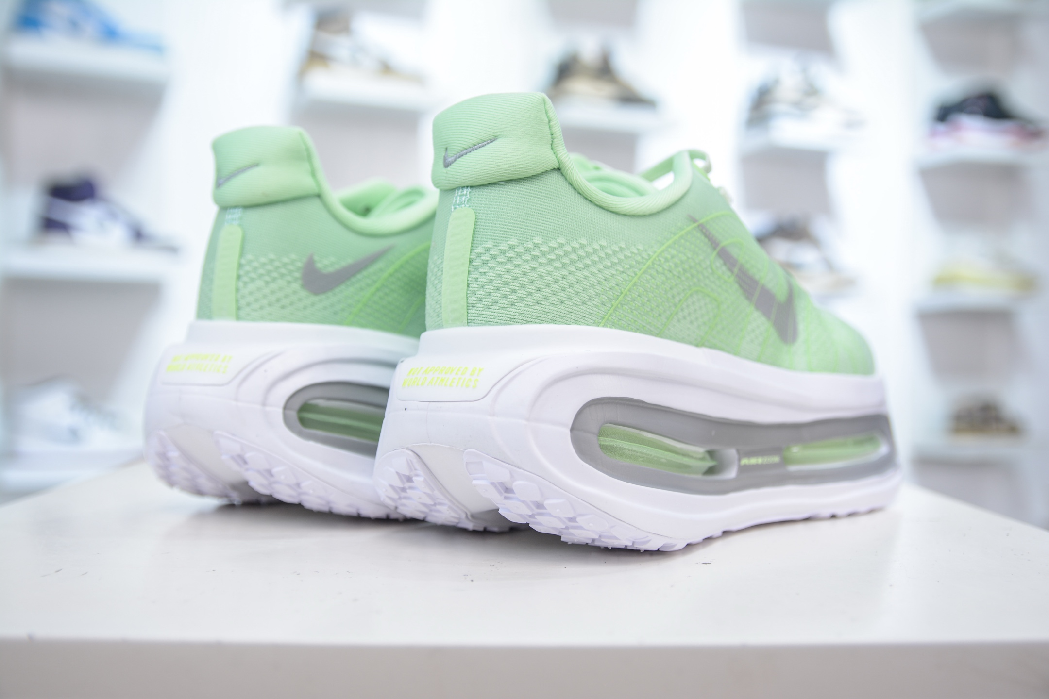 Nike Air Zoom Pegasus Premium 全掌气垫缓震网面运动跑鞋 FN8453-023