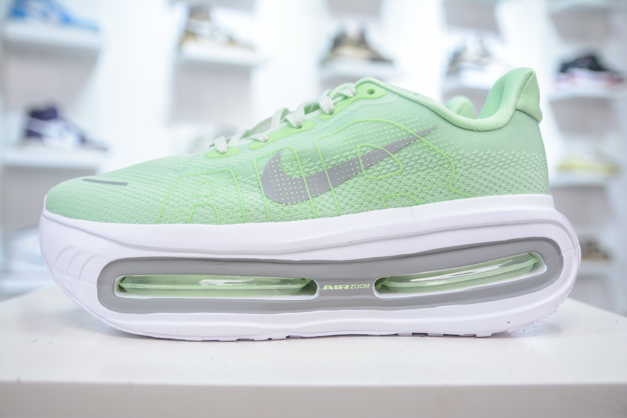 Nike Air Zoom Pegasus Premium 全掌气垫缓震网面运动跑鞋 FN8453-023