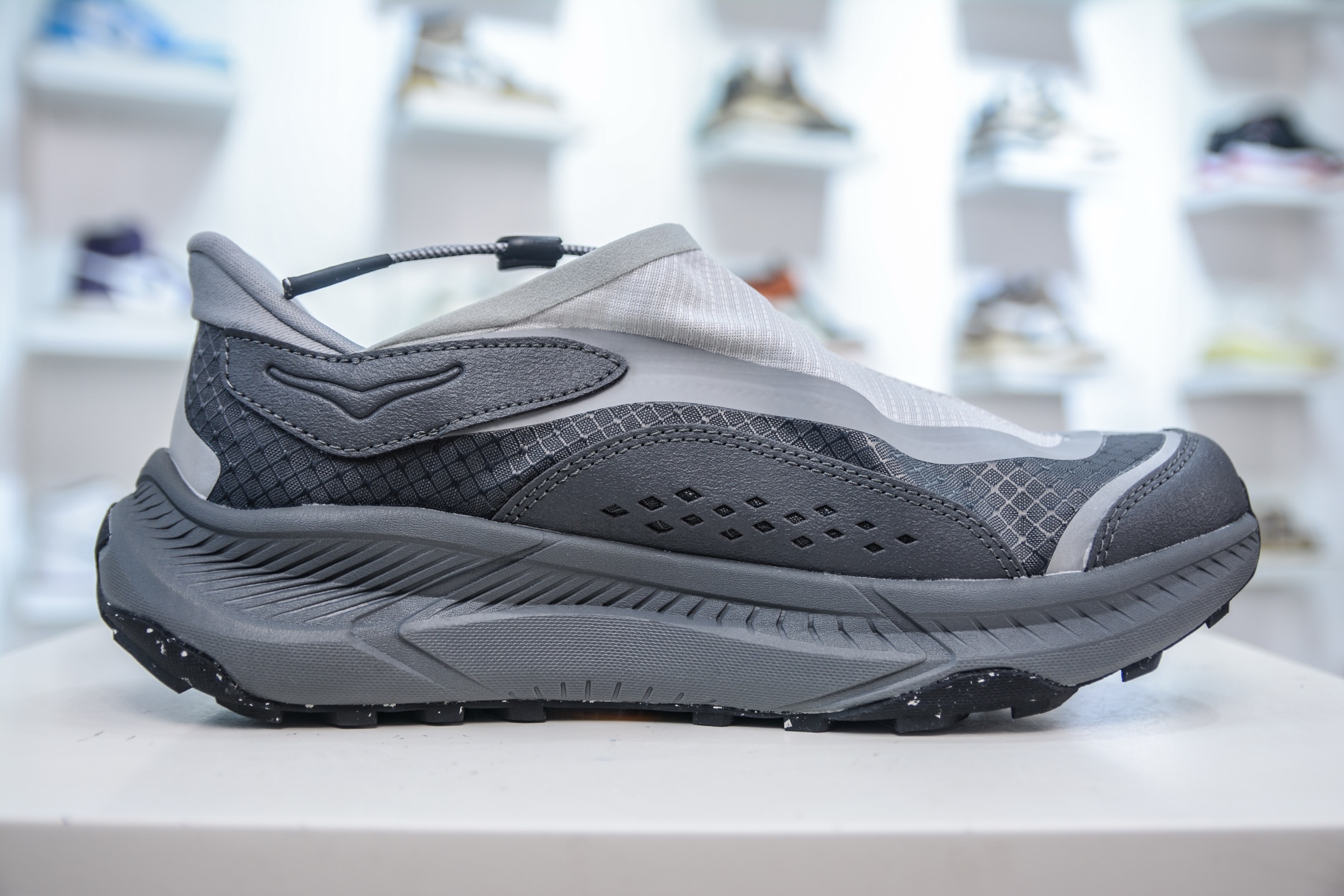 210 HOKA ONE ONE U PROJECT TRANSPORT 低帮专业越野跑步鞋  1162850/SST