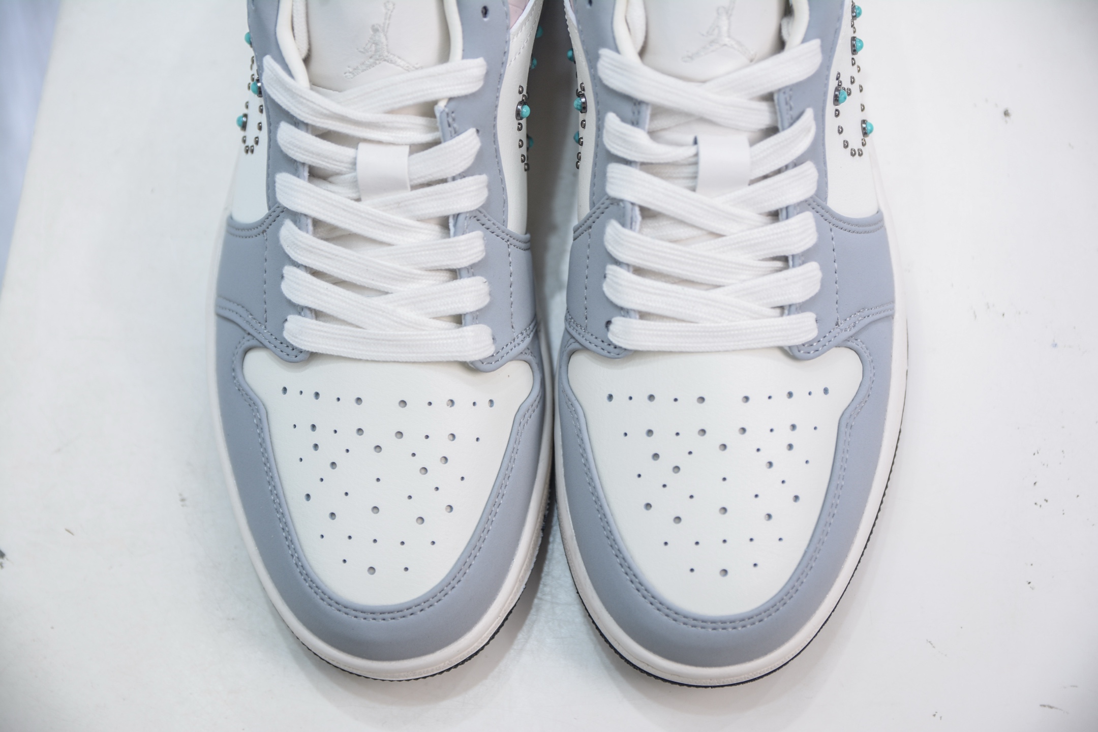 180 Air Jordan 1 Low 白灰粉 AJ1乔1低帮休闲板鞋 IH7319-001