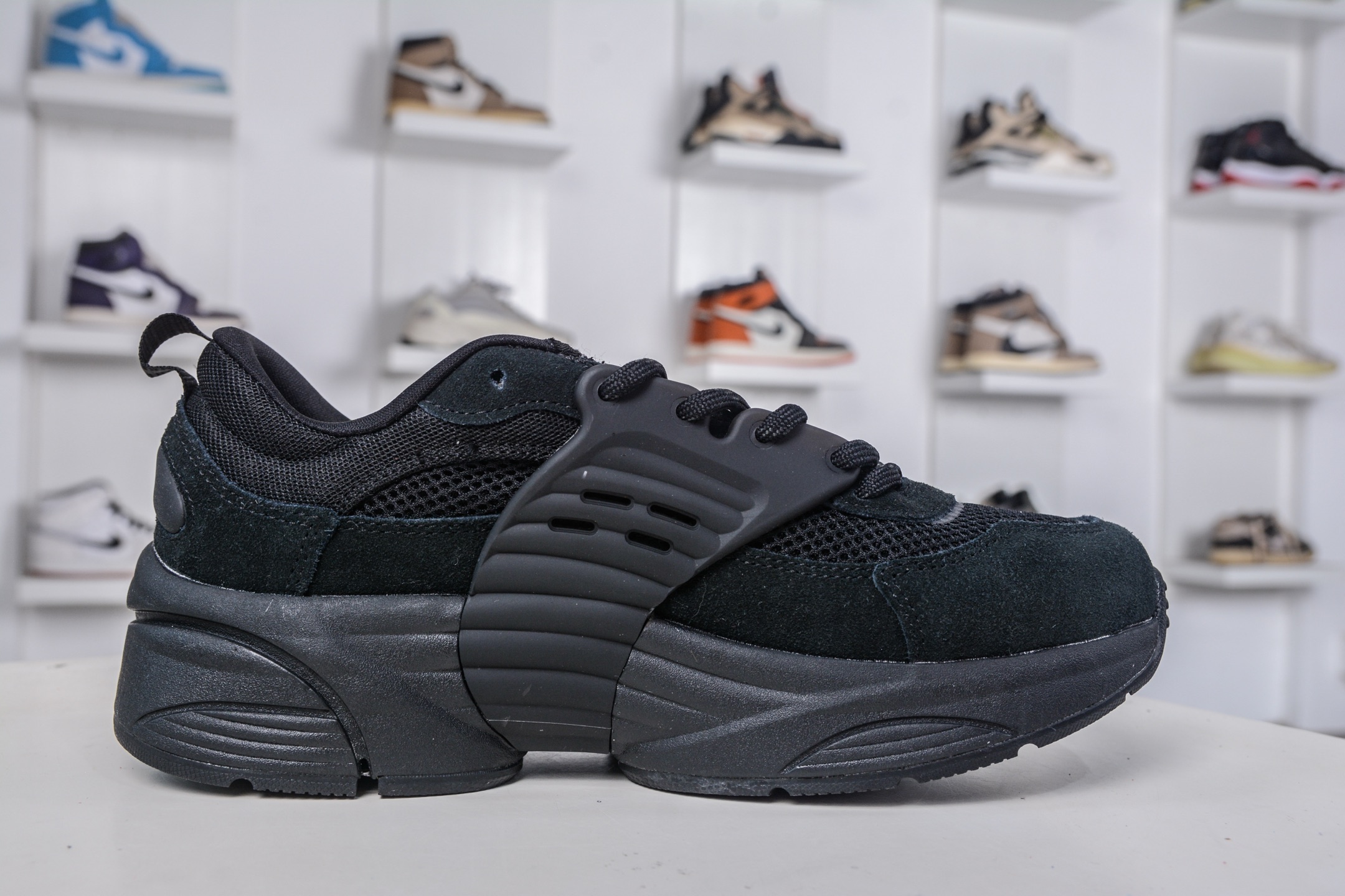 220 Jordan Trunner O/S 经典百搭 透气 生活休闲鞋 IB3722-003-Chinese UA Cheap High Quatity Brand Clothes Bags handbags Sneakers wholesale wholesaler seller from China Factory suppliers Fashion Clothing Shoes best Quality Beautiful Price 220 Jordan Trunner O/S 经典百搭 透气 生活休闲鞋 IB3722-003