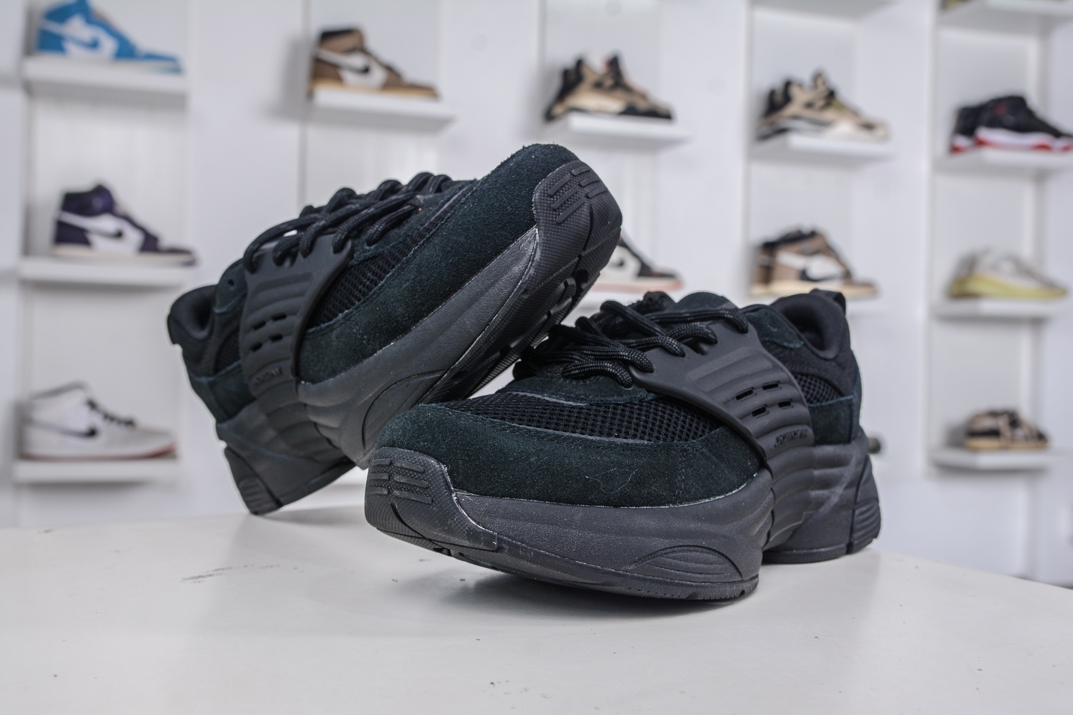 220 Jordan Trunner O/S 经典百搭 透气 生活休闲鞋 IB3722-003-Chinese UA Cheap High Quatity Brand Clothes Bags handbags Sneakers wholesale wholesaler seller from China Factory suppliers Fashion Clothing Shoes best Quality Beautiful Price 220 Jordan Trunner O/S 经典百搭 透气 生活休闲鞋 IB3722-003