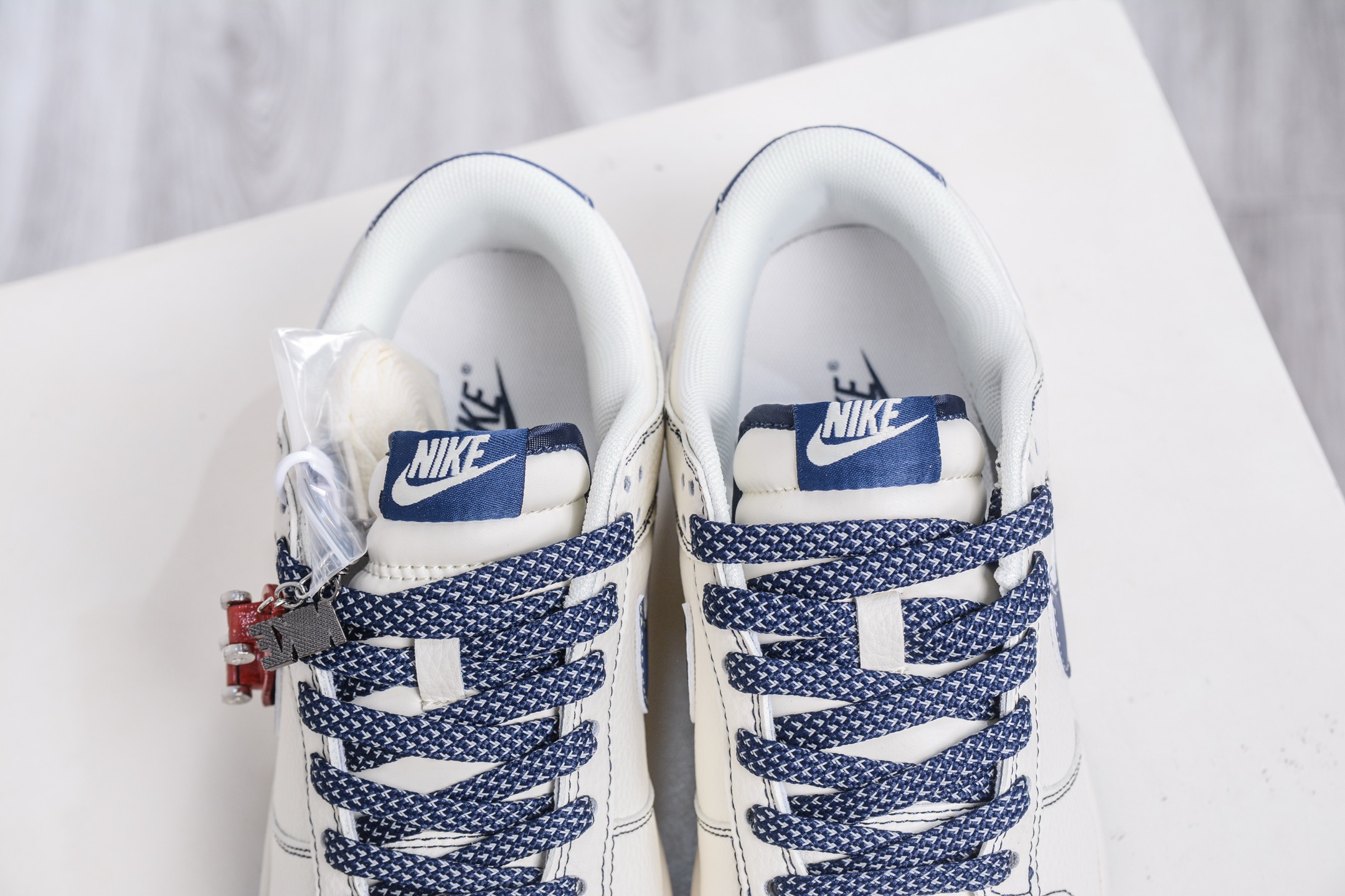 270 Nike SB Dunk Low x Superme SUP联名-米蓝 HH7518-083