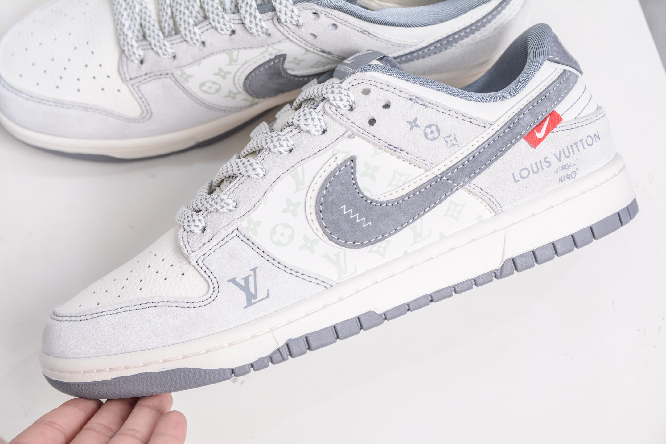 270 Nike SB Dunk Low x Louis Vuitton LV联名-灰白双勾 CX5050-Y20